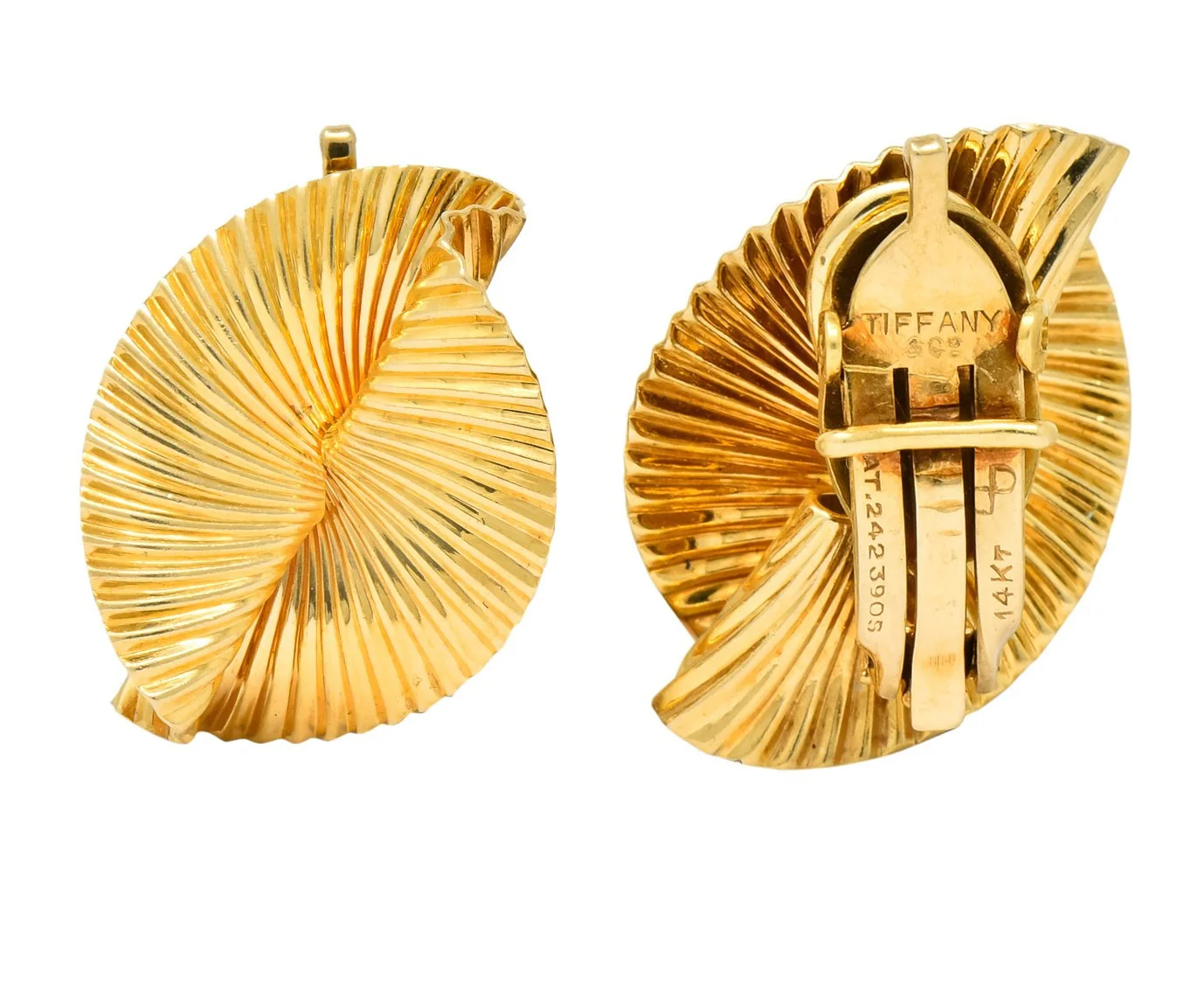Tiffany & Co. 1950's Retro 14 Karat Gold Foliate Ear-Clip Earrings - Image 2