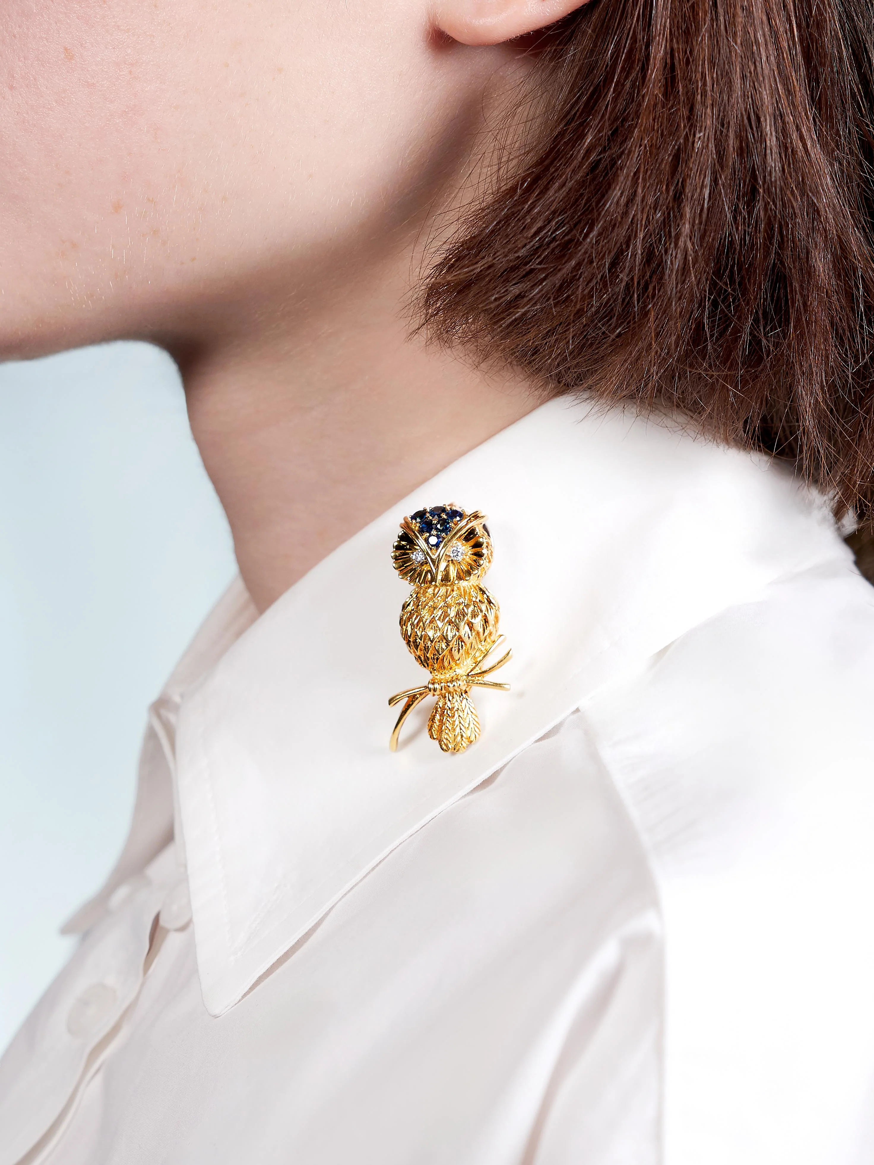 Tiffany & Co. 1950's Sapphire Diamond 18K Gold Vintage Owl Brooch - Image 2