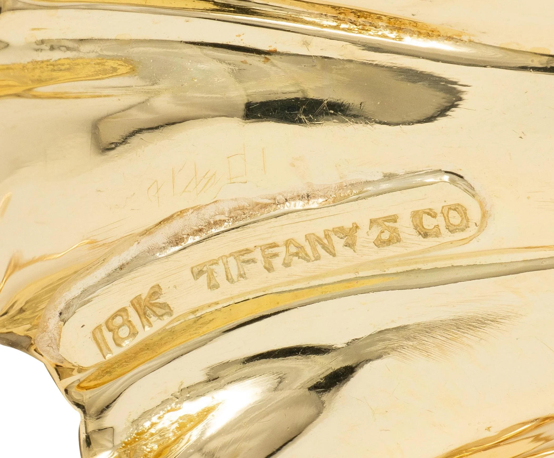 Tiffany & Co. 1960's 18 Karat Yellow Gold Vintage Seashell Brooch - Image 6