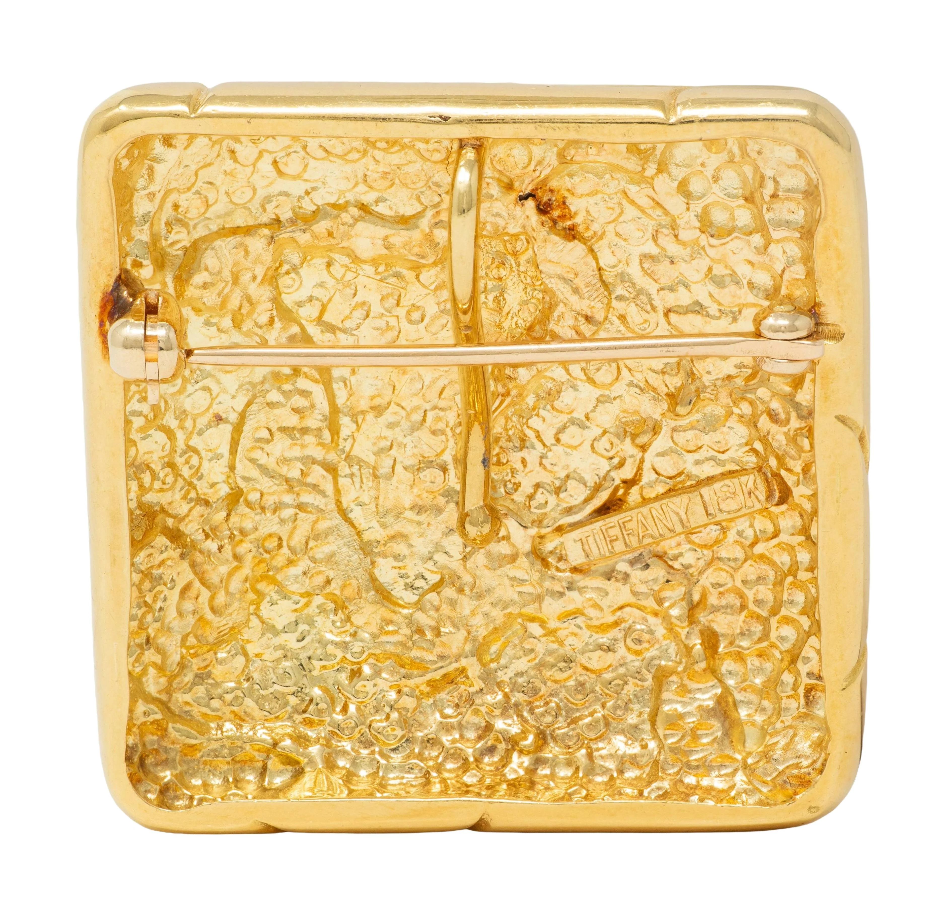 Tiffany & Co. 1980's 18 Karat Yellow Gold Vintage Squiggle Cushion Brooch - Image 4
