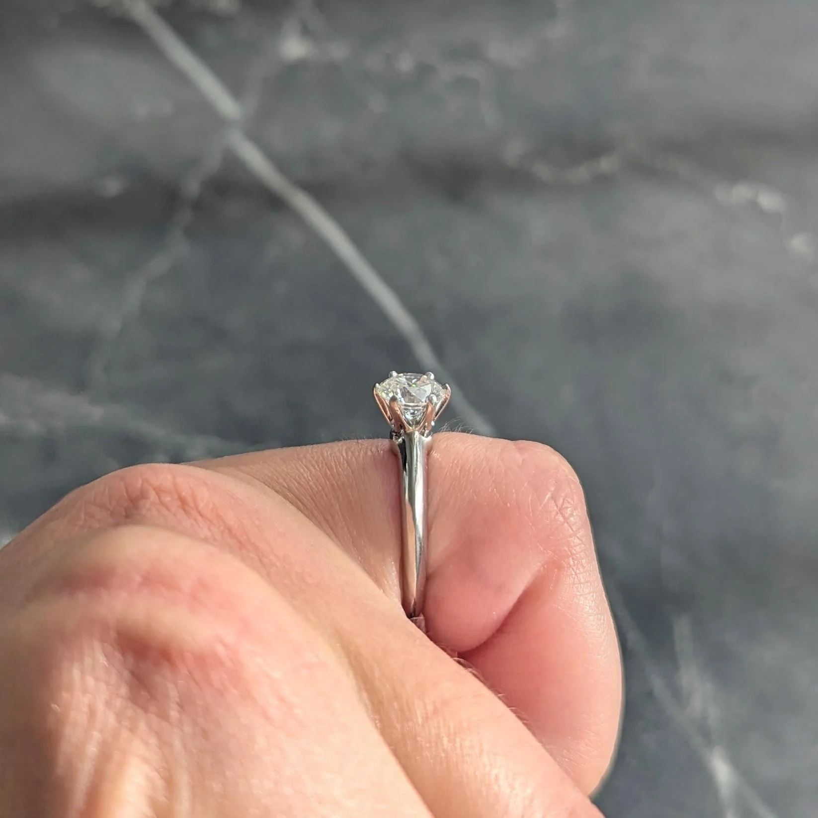 Tiffany & Co. Contemporary 1.13 CTW Diamond Platinum Knife Edge Solitaire Engagement Ring GIA - Image 11