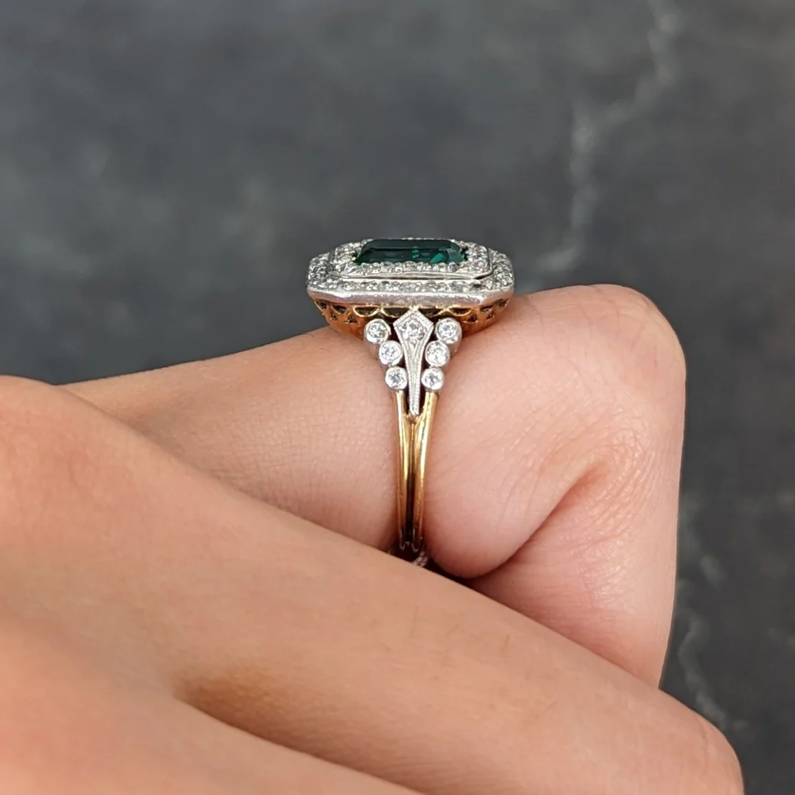 Tiffany & Co. Edwardian 2.12 CTW Colombian Emerald Diamond Platinum-Topped 18 Karat Yellow Gold Antique Double Halo Ring AGL - Image 14