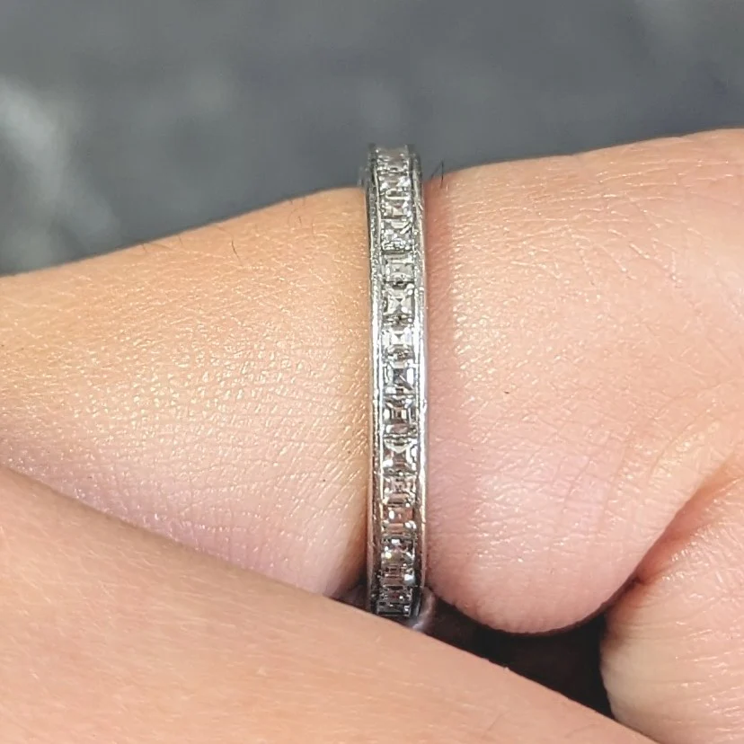 Tiffany & Co. Mid-Century 0.82 CTW Step-Cut Diamond Platinum Eternity Band Ring - Image 10