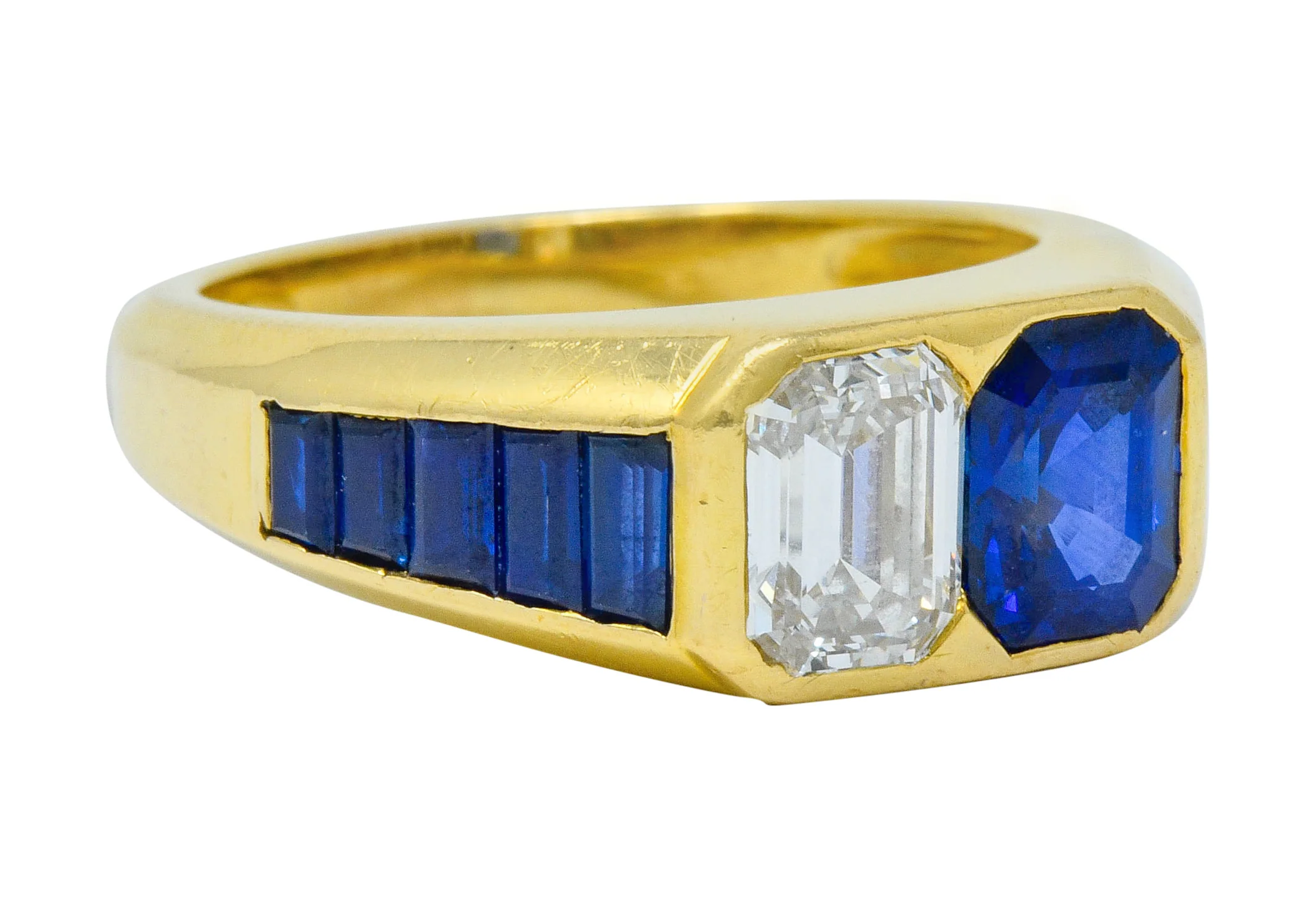 Van Cleef & Arpels 3.57 CTW Diamond Sapphire 18 Karat Gold French Unisex Vintage Ring - Image 2