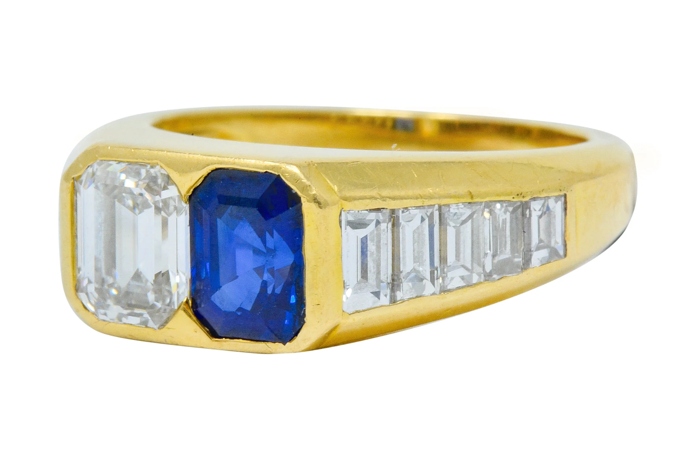 Van Cleef & Arpels 3.57 CTW Diamond Sapphire 18 Karat Gold French Unisex Vintage Ring - Image 6