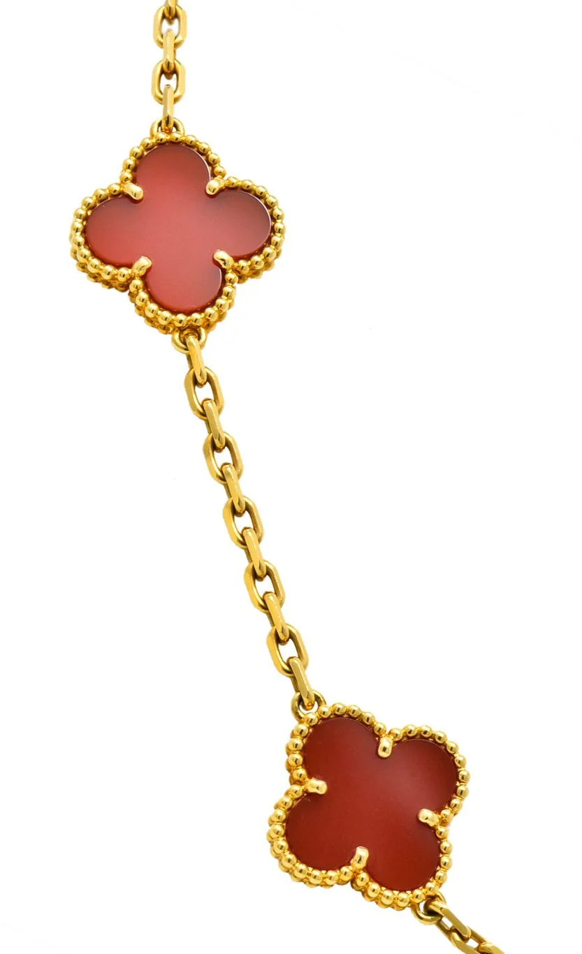 Van Cleef & Arpels Carnelian 18 Karat Yellow Gold Vintage Alhambra Necklace - Image 6