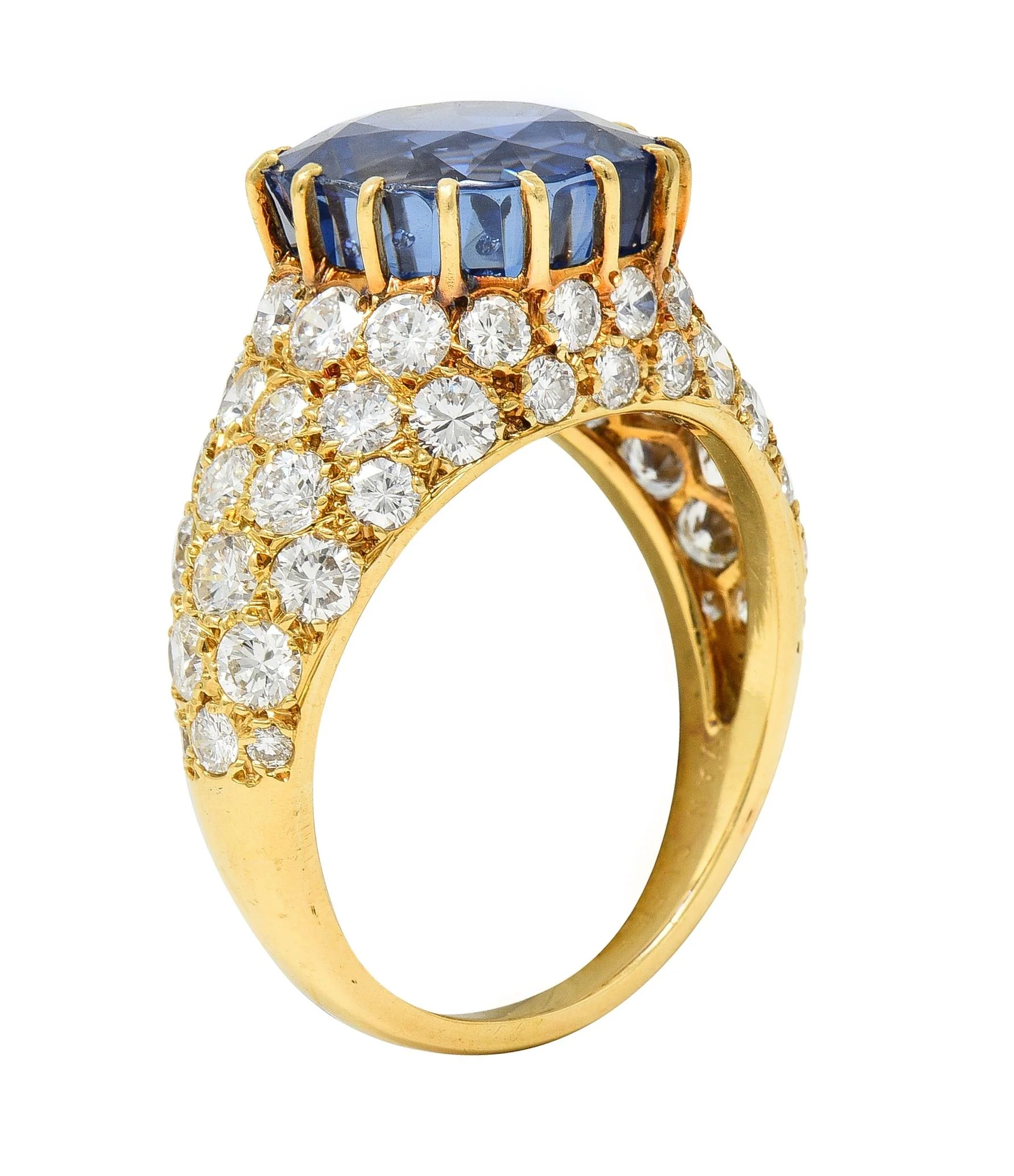 Van Cleef & Arpels French 1980s 12.05 CTW No Heat Ceylon Sapphire Diamond 18 Karat Yellow Gold Ring AGL - Image 2
