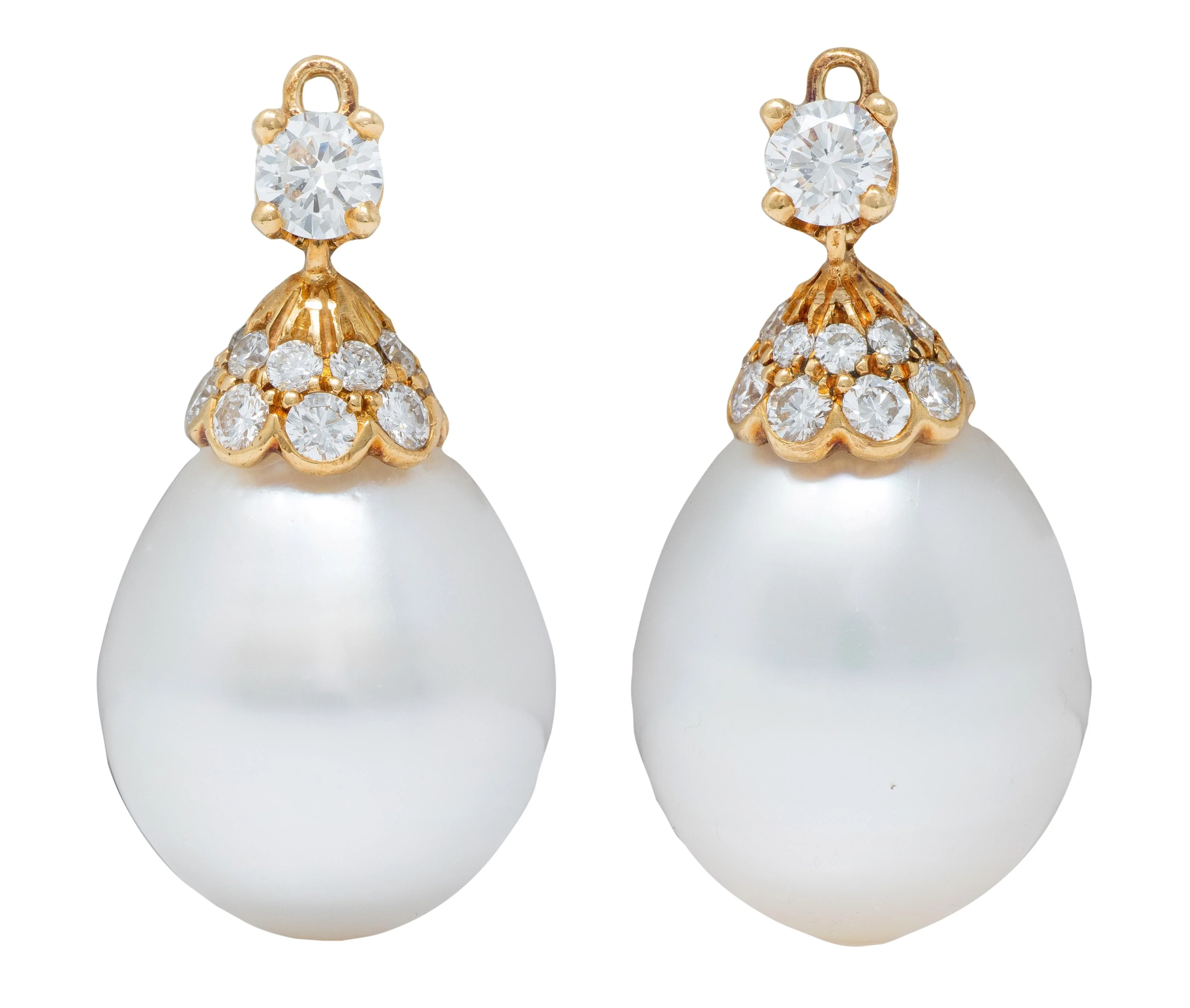 Van Cleef & Arpels French Diamond Pearl 18 Karat Yellow Gold Vintage Alhambra Day-To-Night Earrings - Image 4