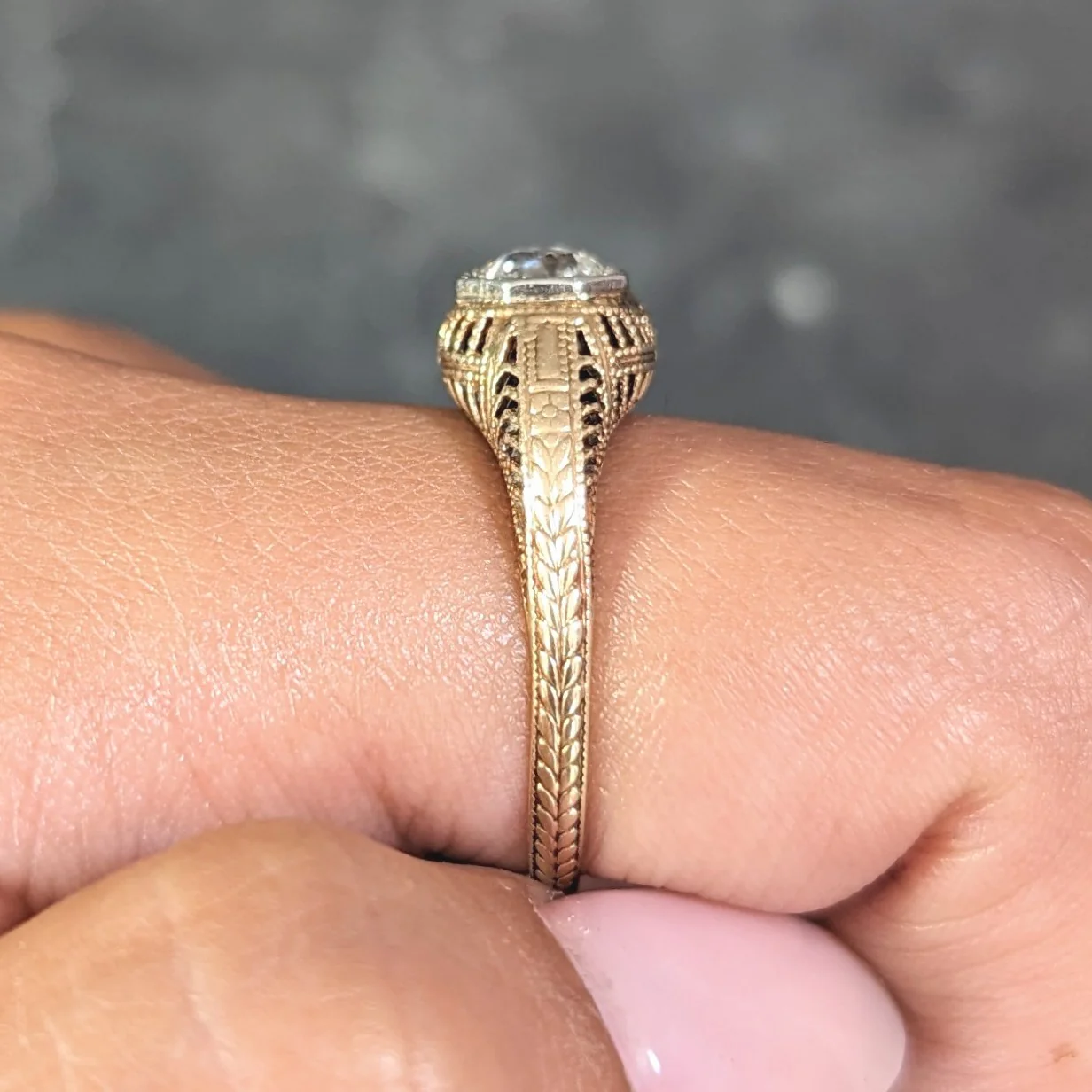 Victorian 0.64 CTW Old Mine Diamond Platinum 14 Karat Yellow Gold Wheat Solitaire Engagement Ring - Image 14