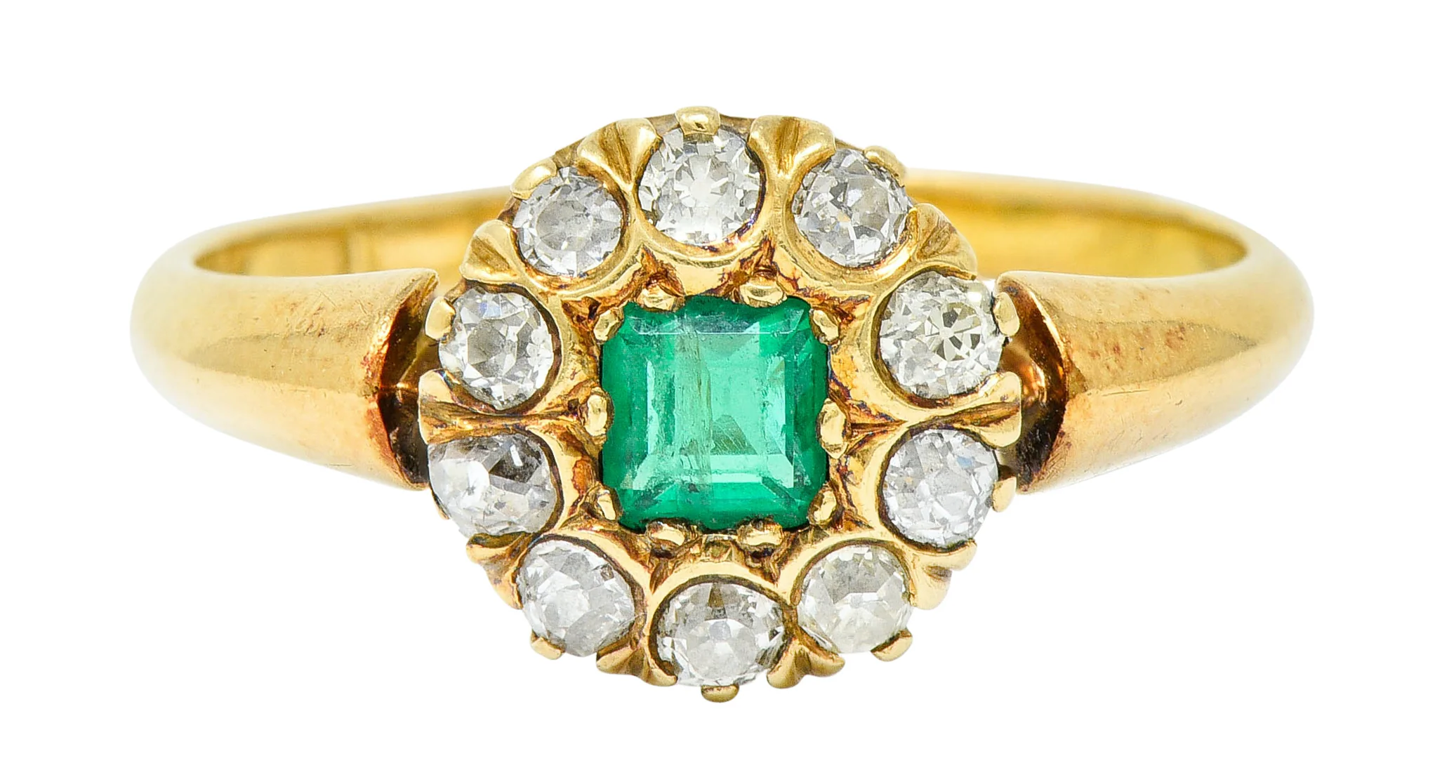 Victorian 0.70 CTW Emerald Diamond 18 Karat Gold Cluster Ring
