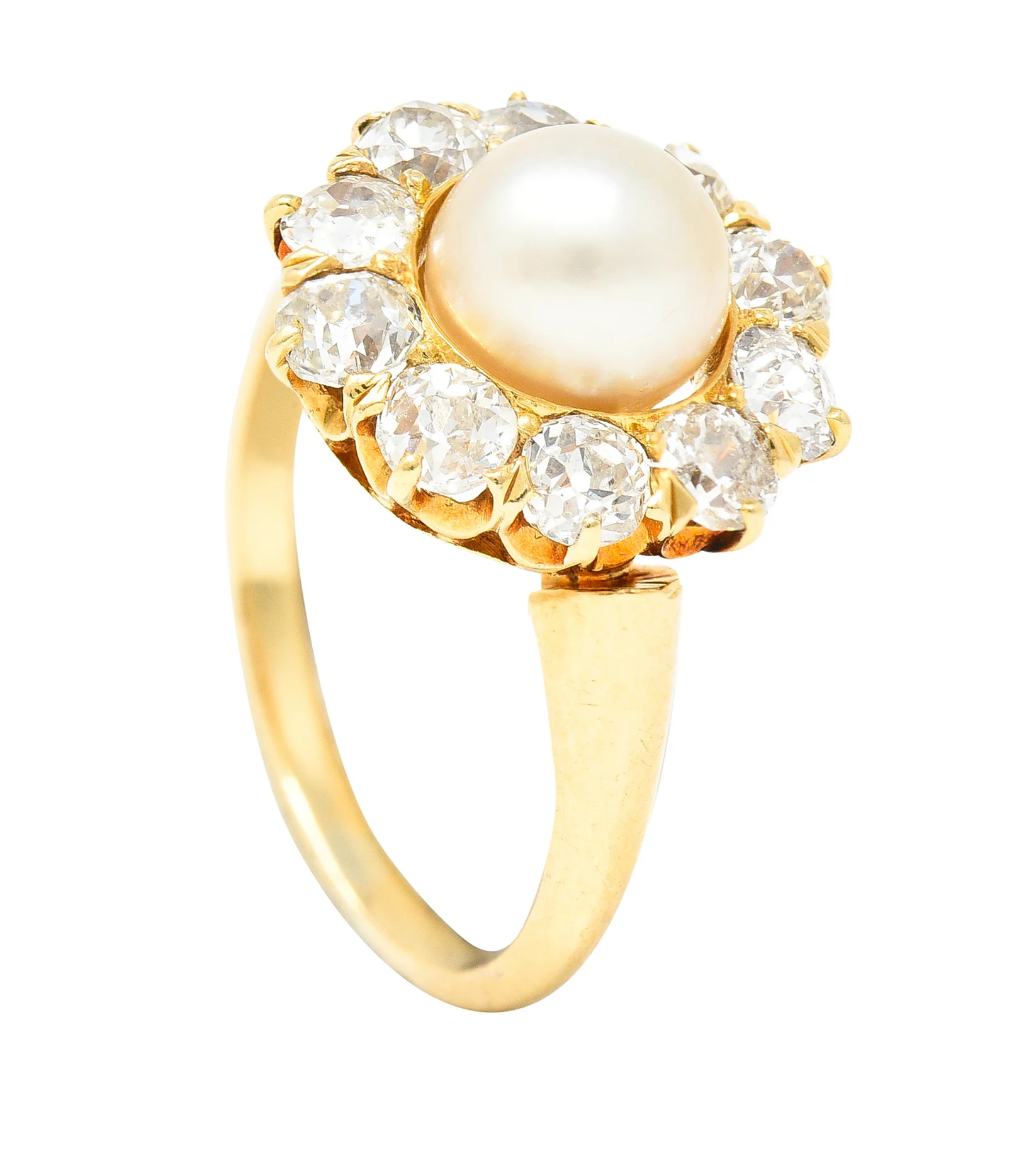 Victorian 0.80 CTW Old Mine Cut Diamond Natural Pearl 18 Karat Yellow Gold Antique Cluster Ring - Image 10