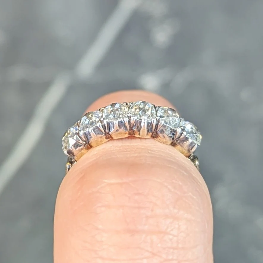 Victorian 1.45 CTW Old Mine Diamond Silver-Topped 14 Karat Yellow Gold Antique Band Ring - Image 13