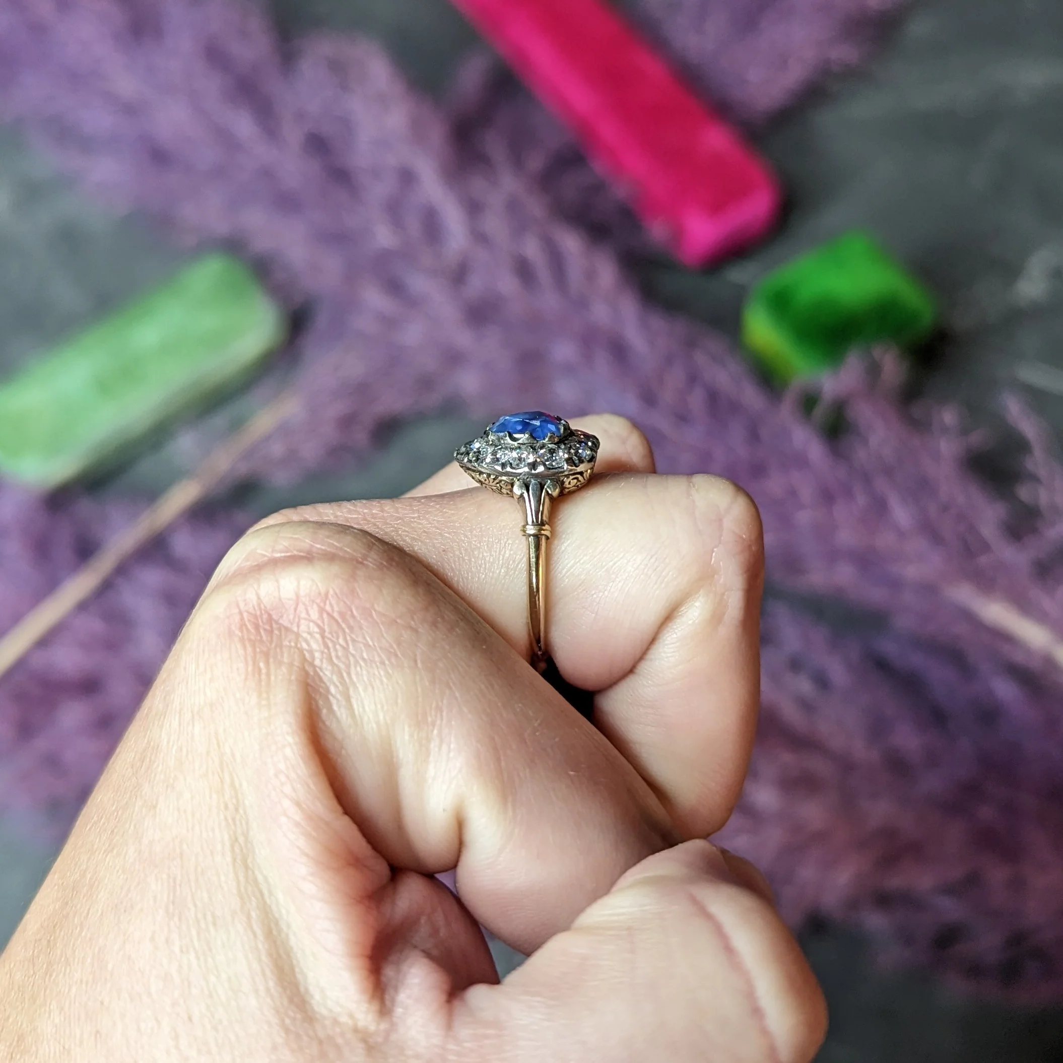 Victorian 4.60 CTW Heart Cut Sapphire Old European Cut Diamond Silver-Topped 18 Karat Yellow Gold Heart Halo Antique Ring - Image 14