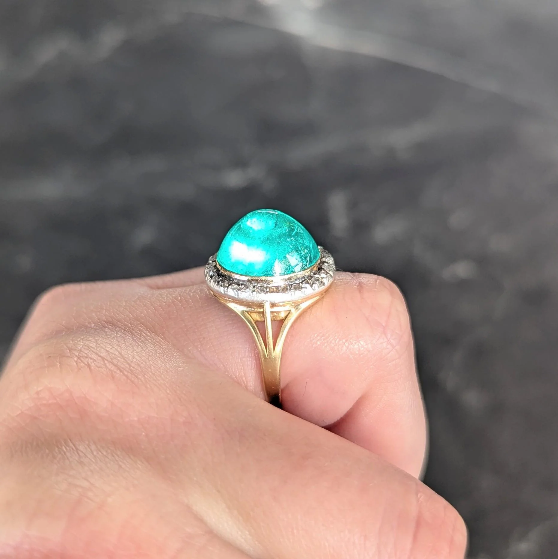 Victorian 9.50 CTW Colombian Emerald Cabochon Diamond Silver 18 Karat Yellow Gold Antique Halo Ring - Image 12