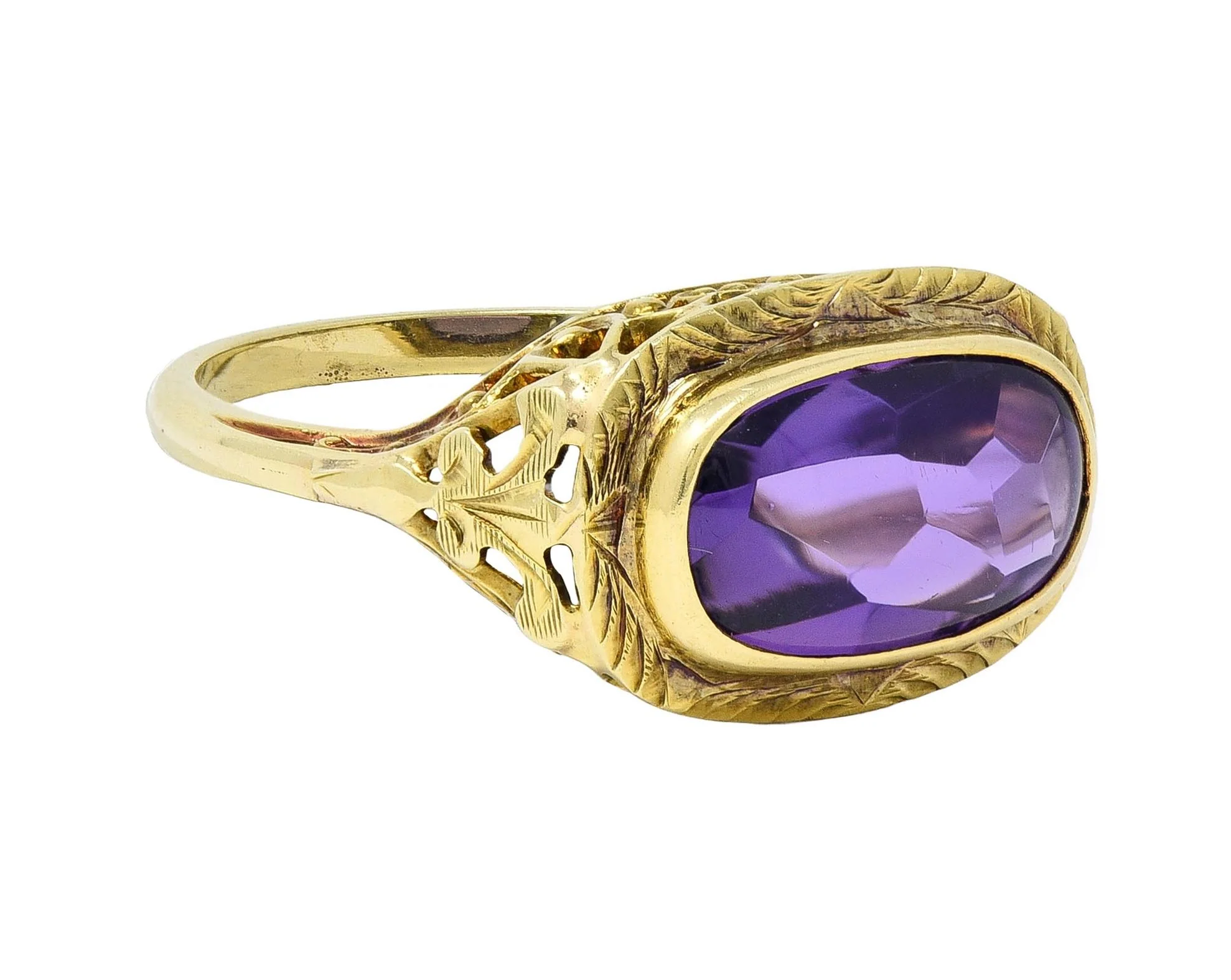 Victorian Amethyst 14 Karat Yellow Gold Fleur-De-Lis Heart Antique Ring - Image 2