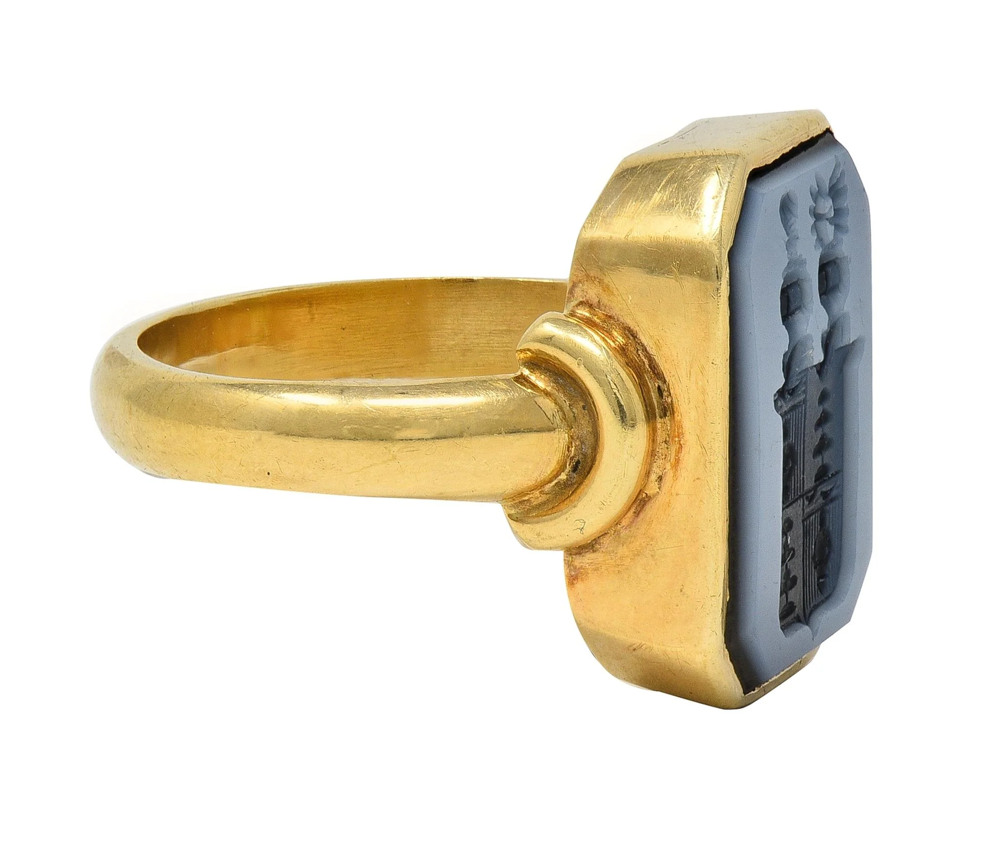 Victorian Blue Sardonyx 14 Karat Yellow Gold Antique Heraldry Intaglio Signet Ring - Image 2
