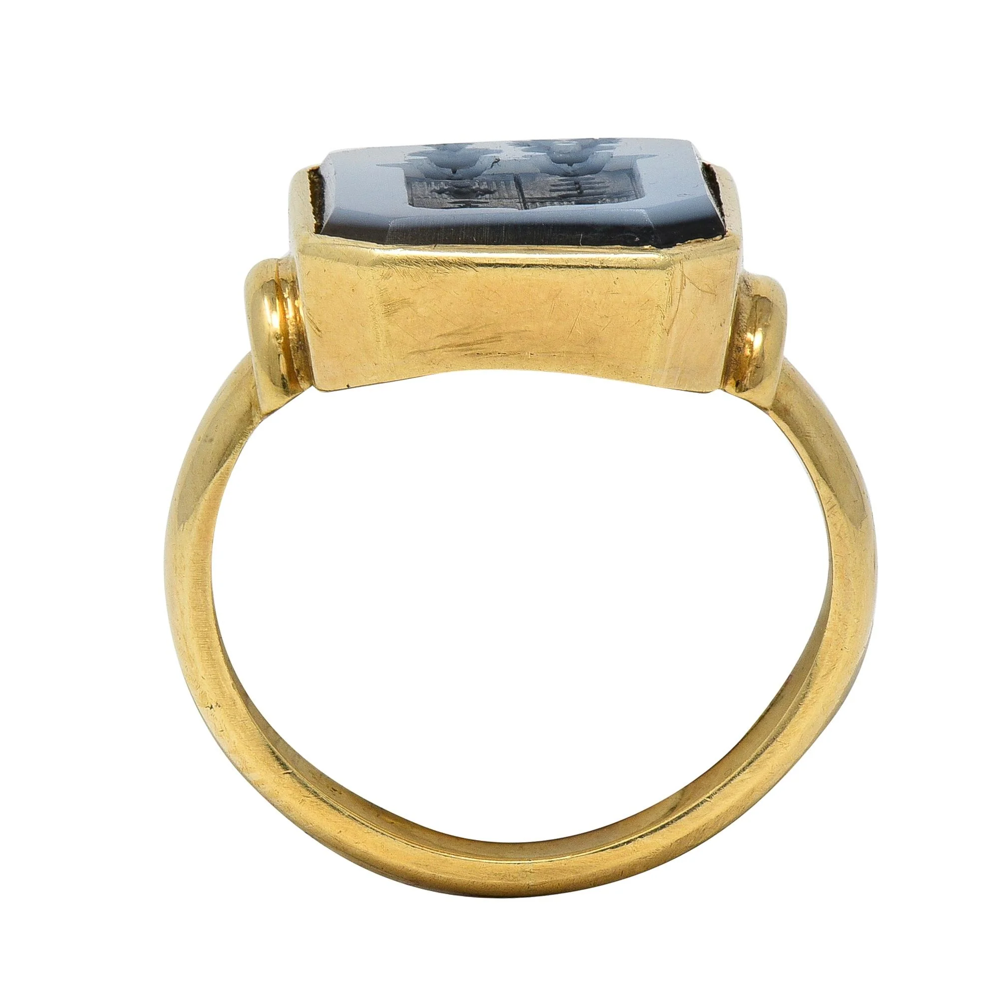 Victorian Blue Sardonyx 14 Karat Yellow Gold Antique Heraldry Intaglio Signet Ring - Image 6