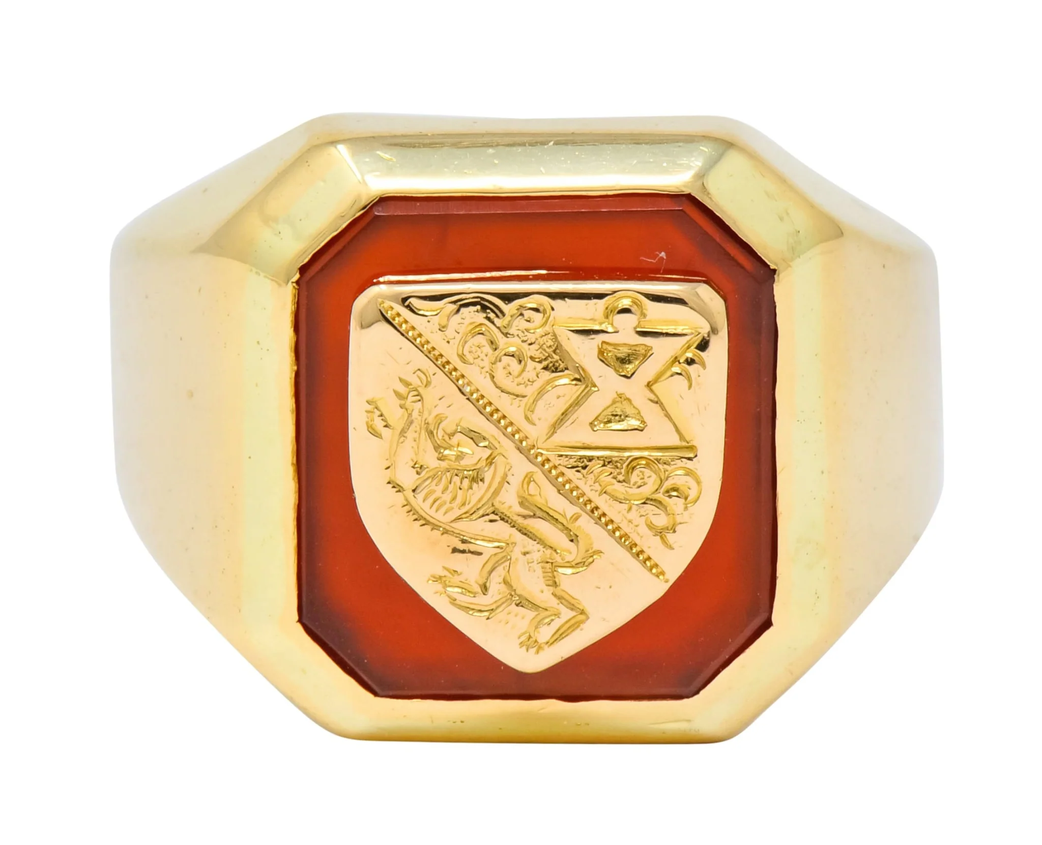 Victorian Carnelian 18 Karat Gold Signet Shield Crest Unisex Ring