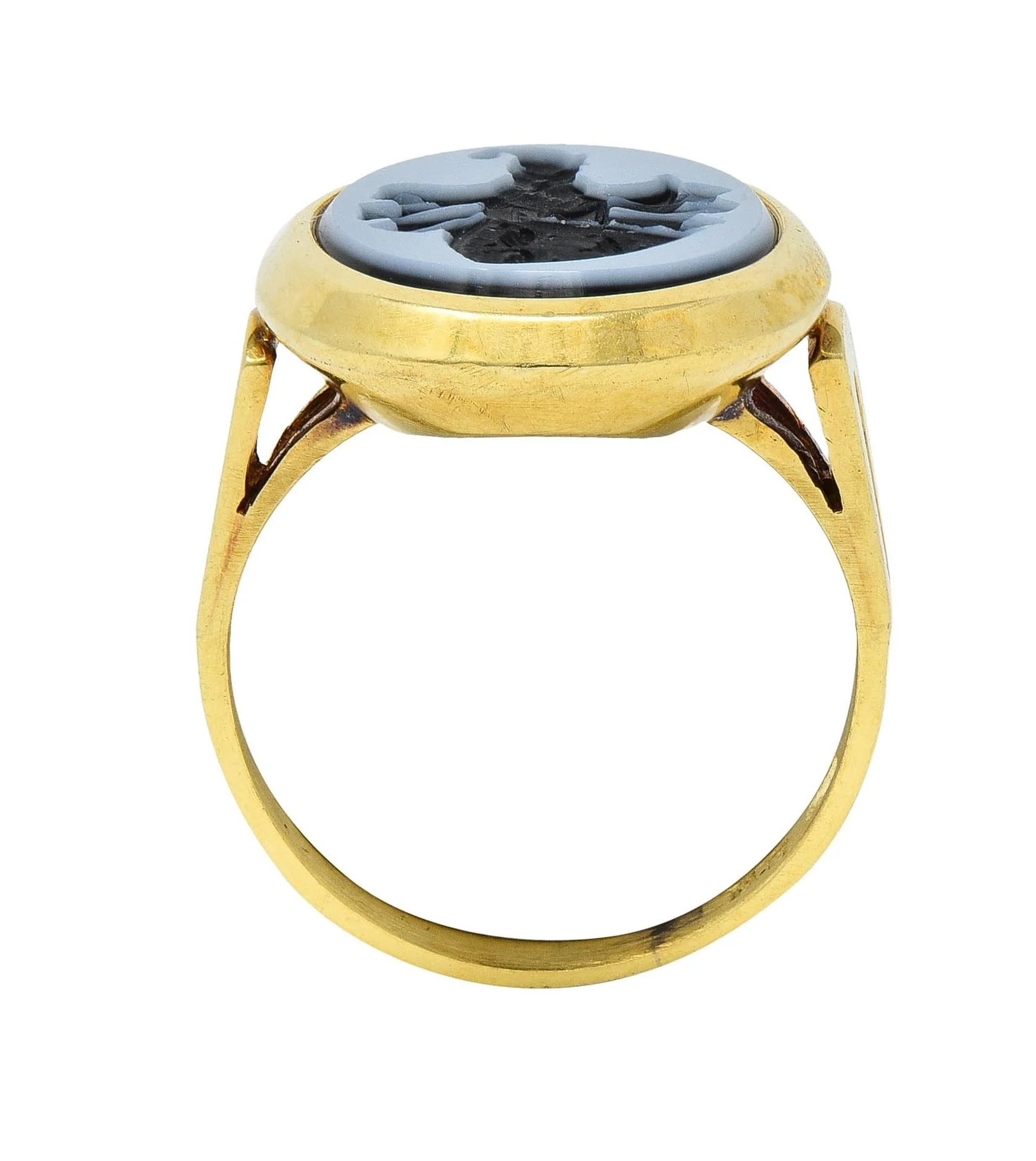 Victorian Carved Agate 14 Karat Yellow Gold Antique Heraldic Intaglio Unisex Signet Ring - Image 9