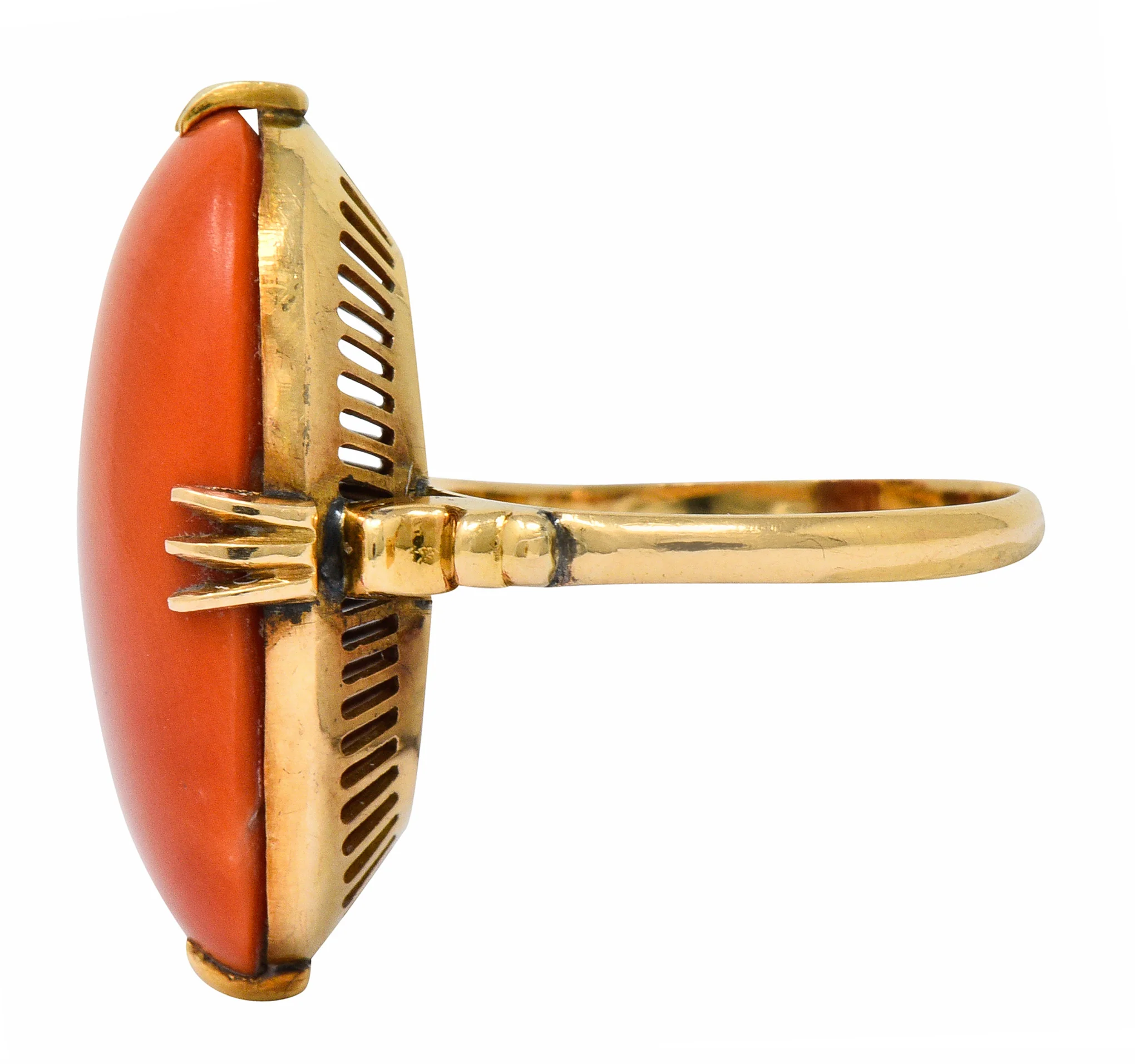 Victorian Coral Cabochon 18 Karat Gold Ring Circa 1900 - Image 6