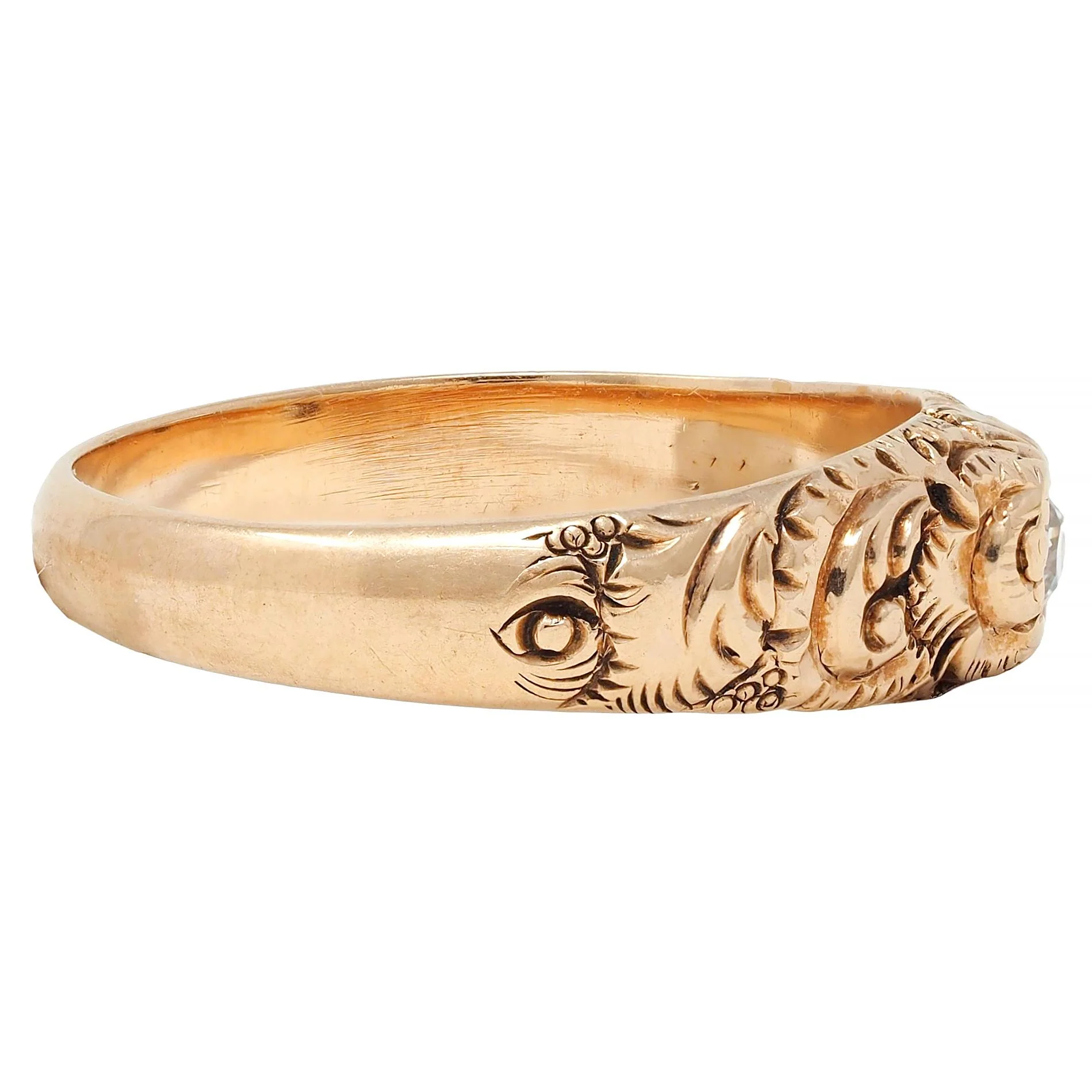 Victorian Diamond 14 Karat Yellow Gold Scrolling Feather Antique Band Ring - Image 3