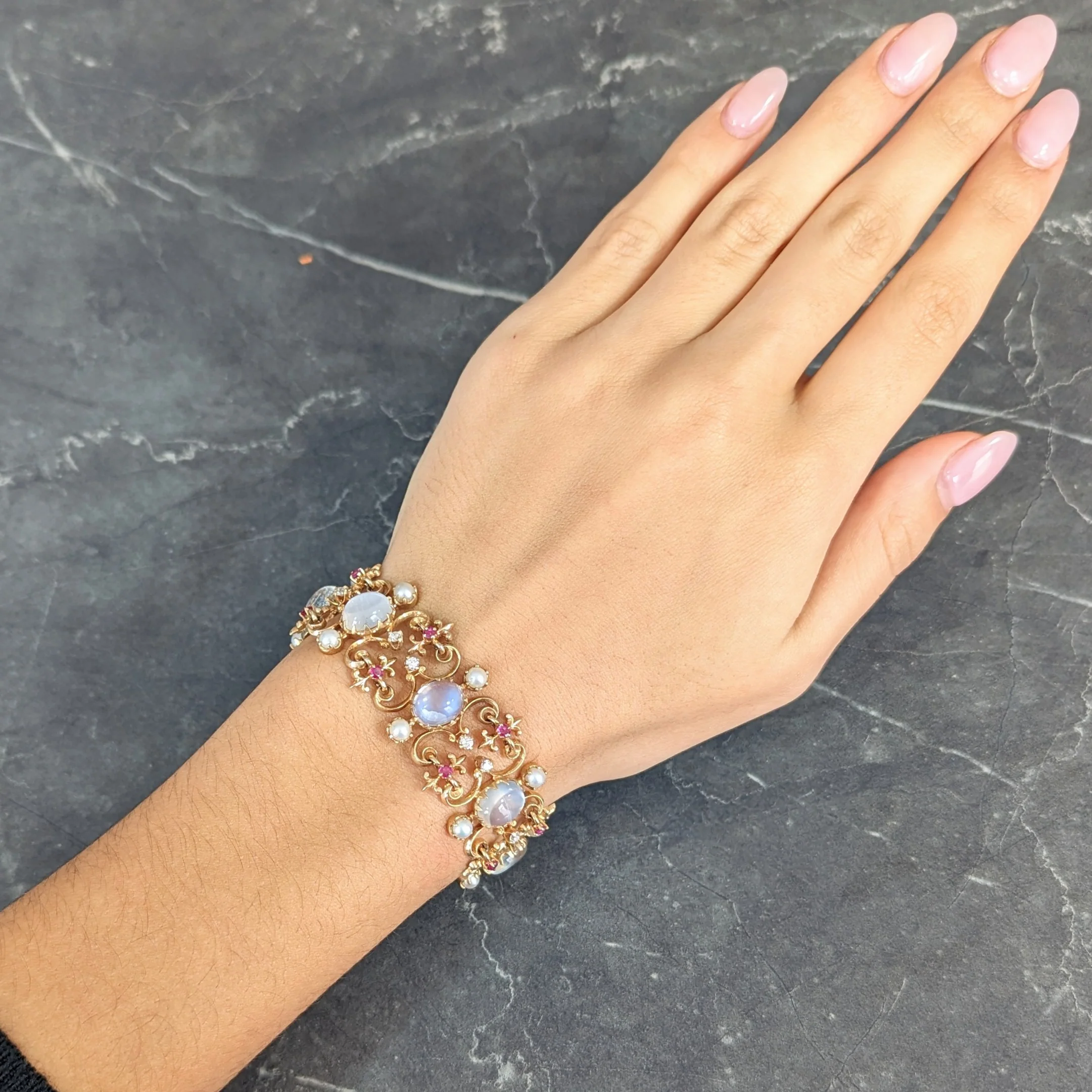 Victorian Diamond Ruby Moonstone Pearl 14 Karat Yellow Gold Fleur-De-Lis Antique Station Link Bracelet - Image 13