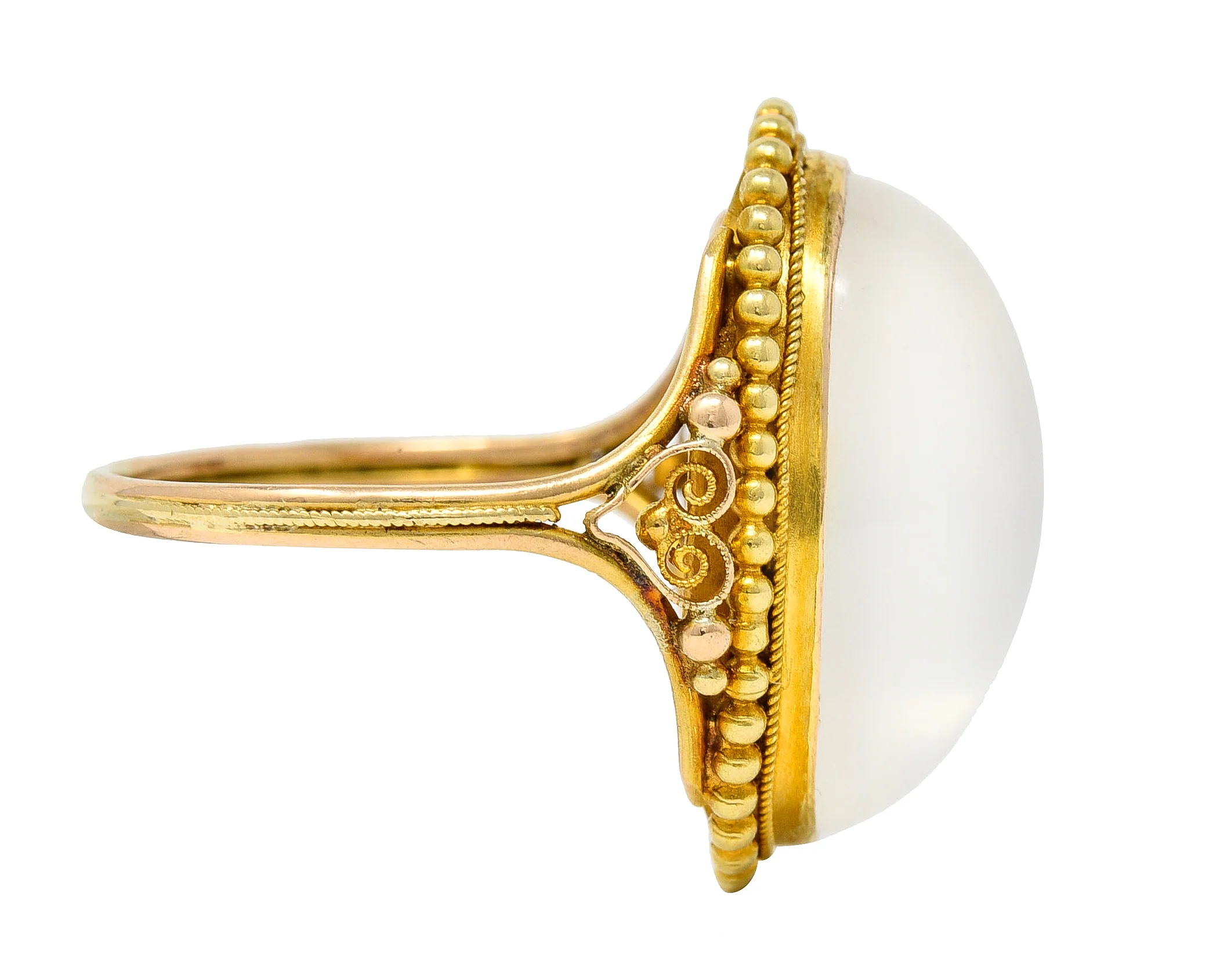 Victorian Moonstone Cabochon 18 Karat Yellow Gold Antique Heart Ring - Image 3