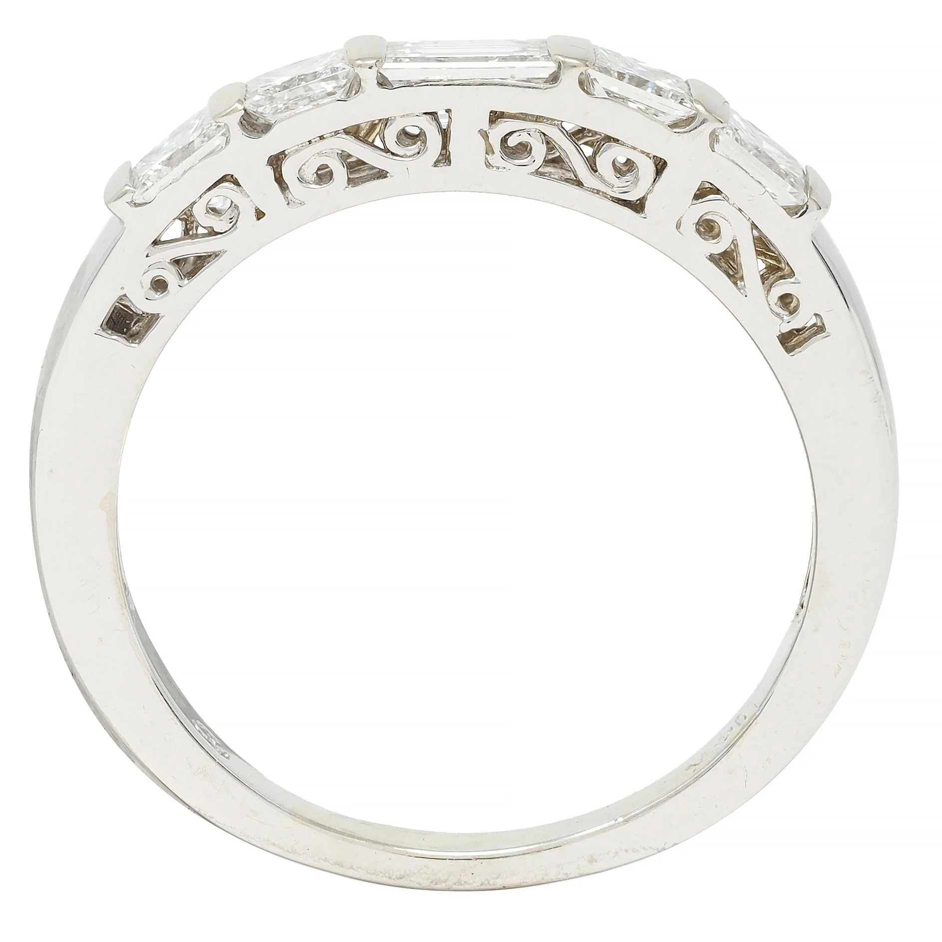 Vintage 0.50 CTW Princess Cut Diamond 14 Karat Gold Scroll Wedding Band Ring - Image 10