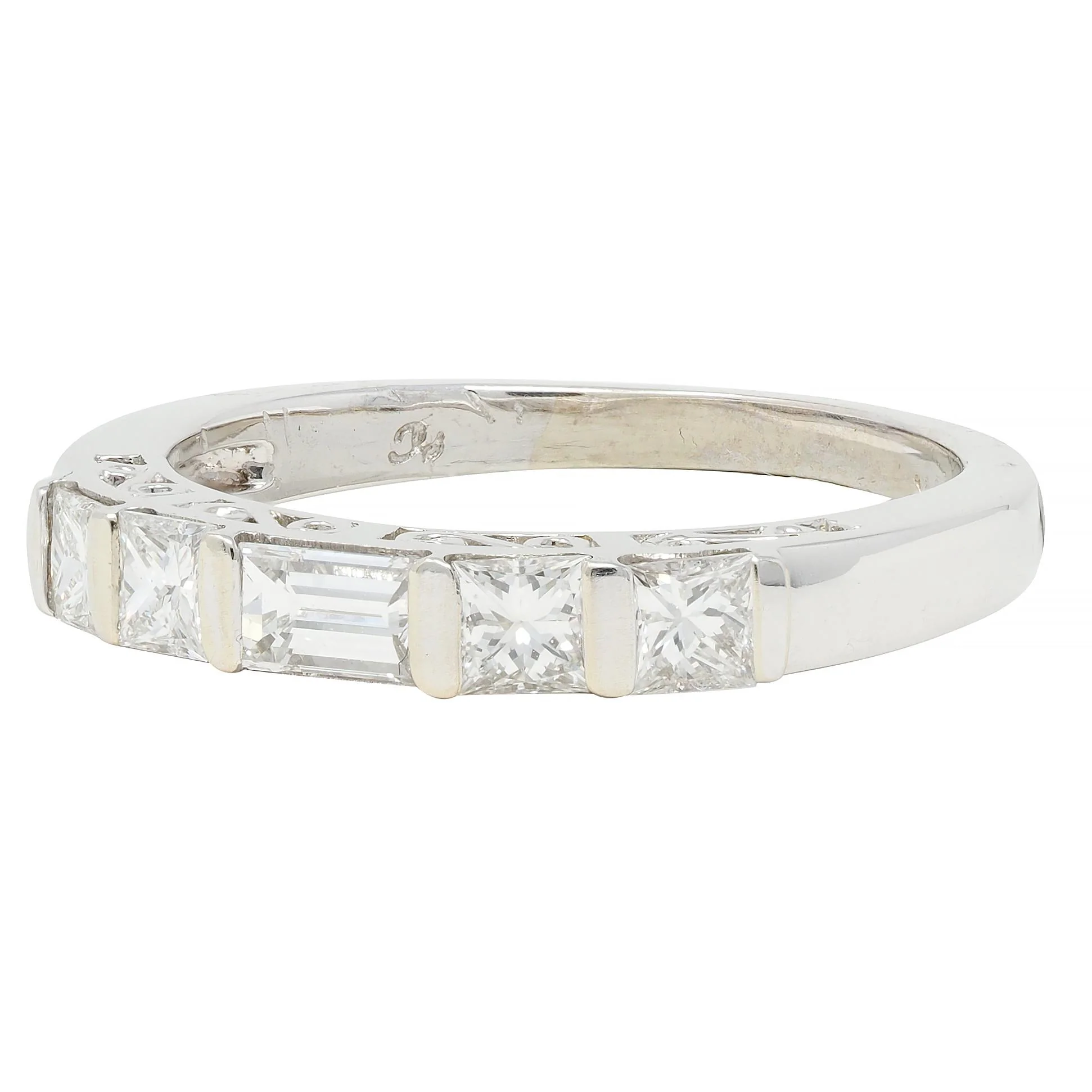 Vintage 0.50 CTW Princess Cut Diamond 14 Karat Gold Scroll Wedding Band Ring - Image 7