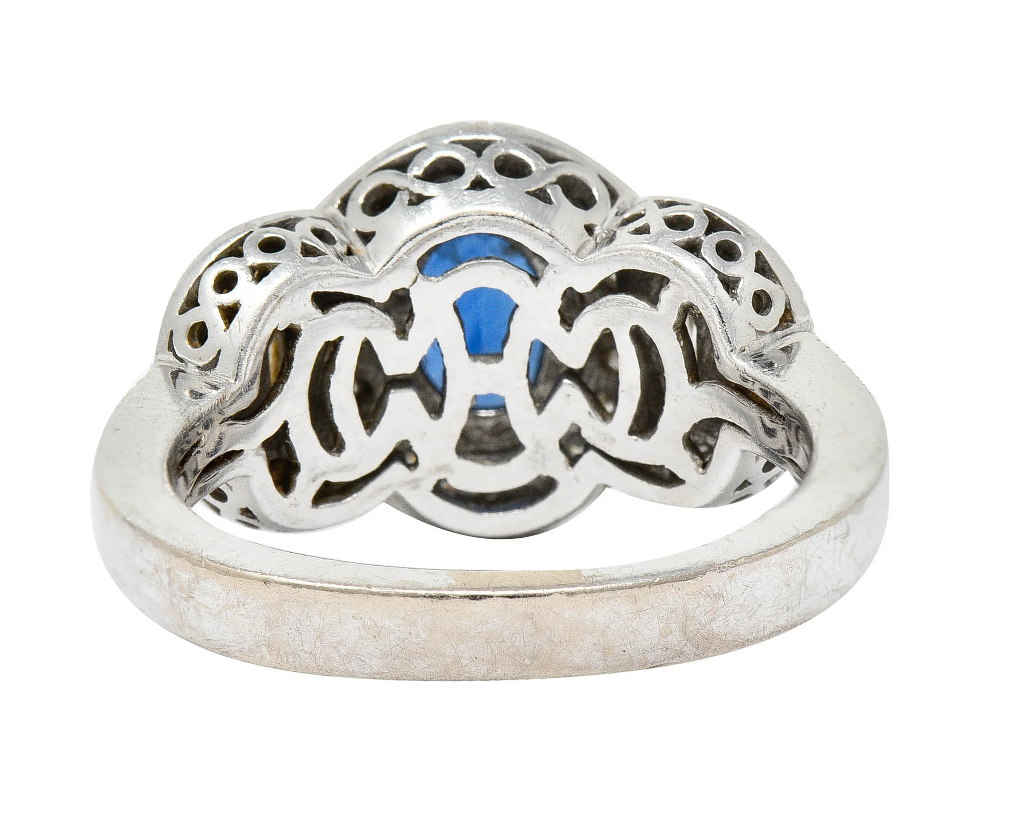 Vintage 2.70 CTW Sapphire Diamond 18 Karat White Gold Triple Cluster Ring - Image 4