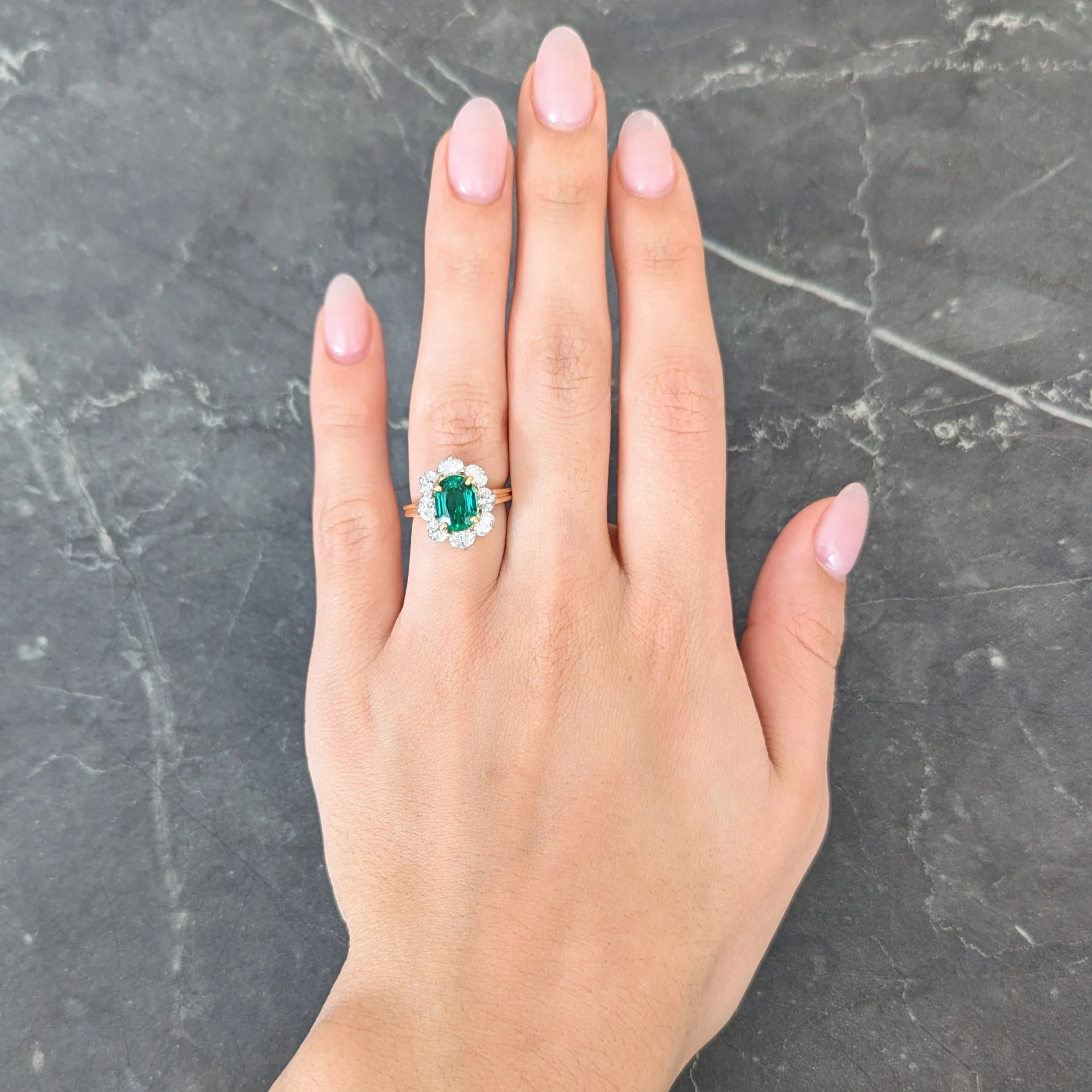 Vintage 2.96 CTW Emerald Oval Cut Diamond Platinum 18 Karat Yellow Gold Halo Ring GIA - Image 12
