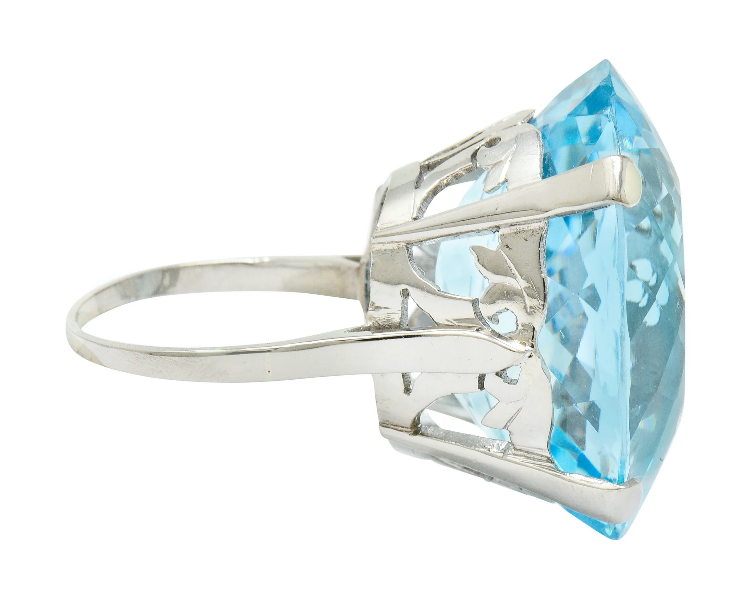 Vintage 39.48 CTW Aquamarine 18 Karat White Gold Statement Ring - Image 3