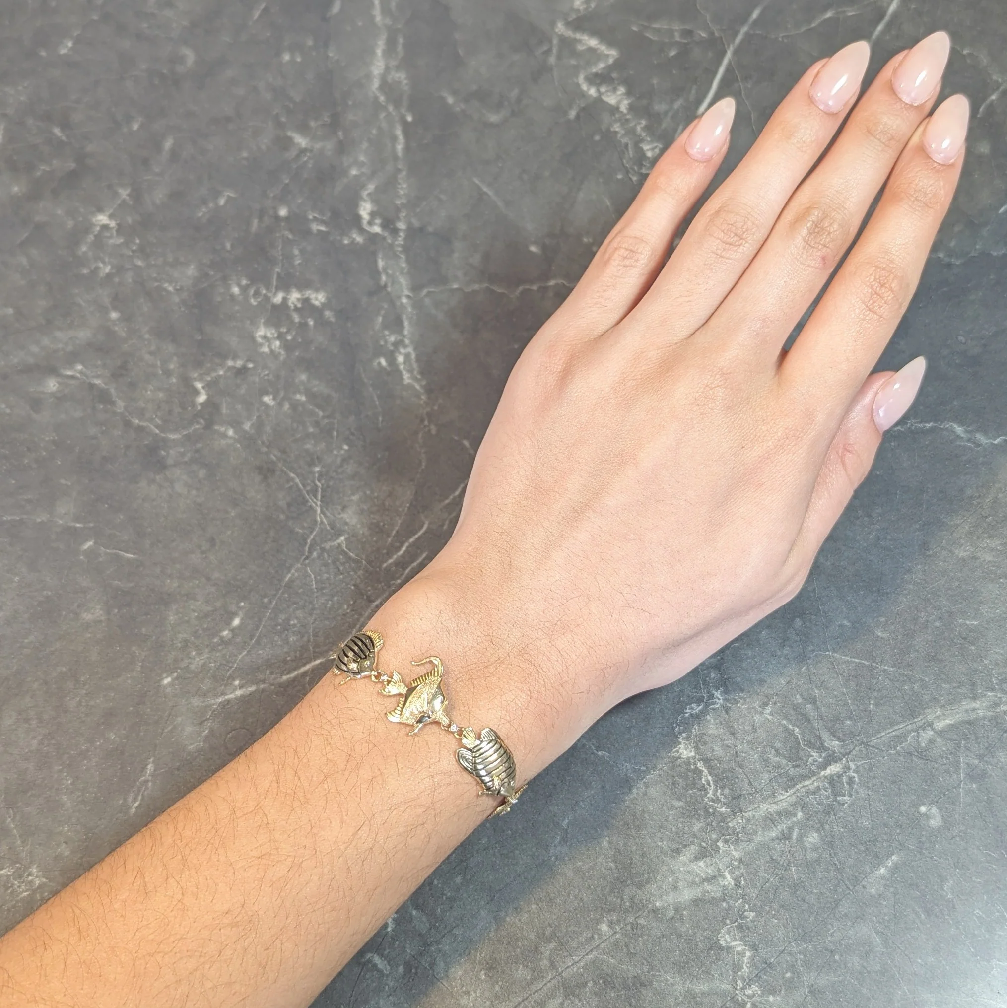 Vintage Diamond Enamel 14 Karat Yellow Gold Tropical Fish Link Bracelet - Image 12