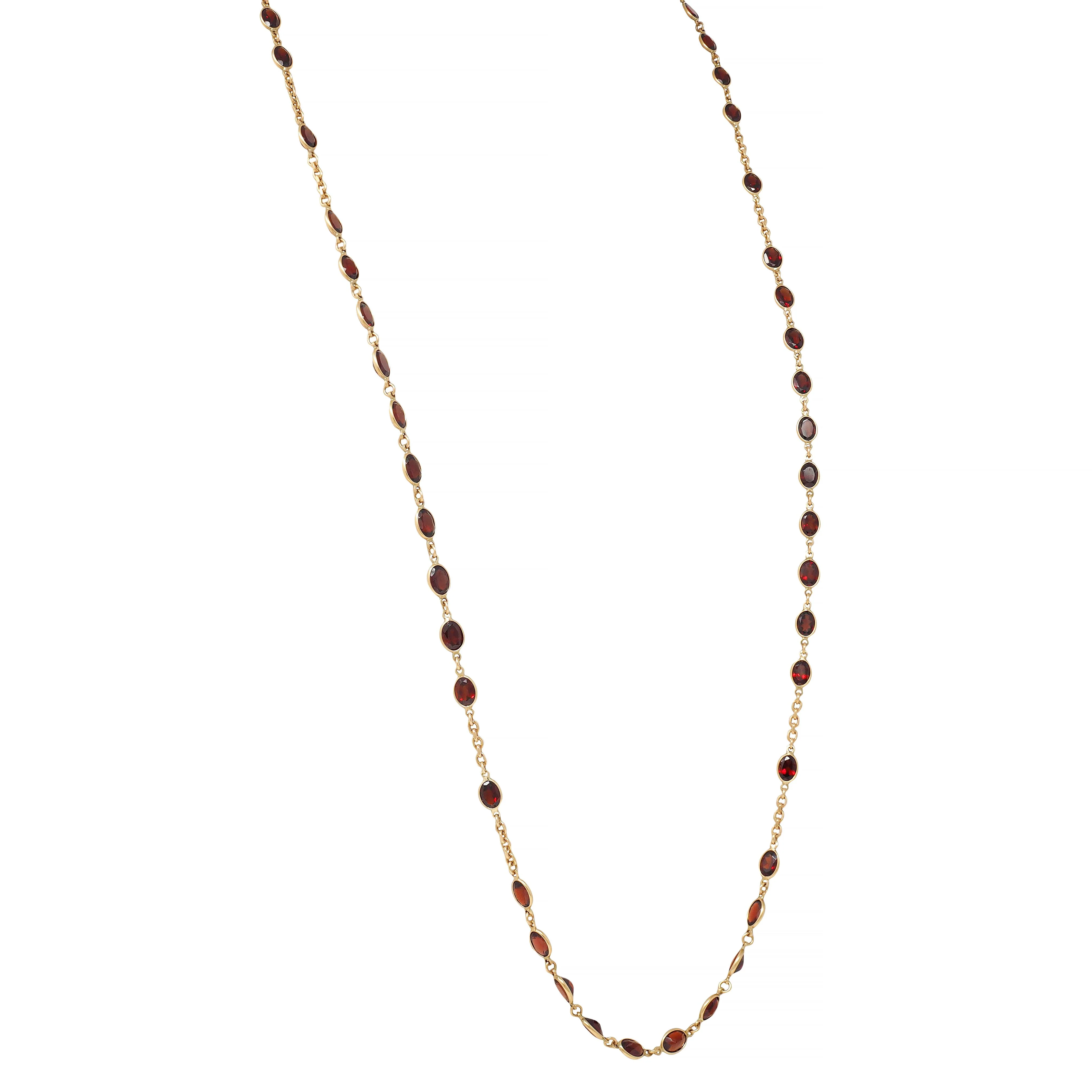 Vintage Garnet 14 Karat Yellow Gold Bezel Link Chain Necklace - Image 4