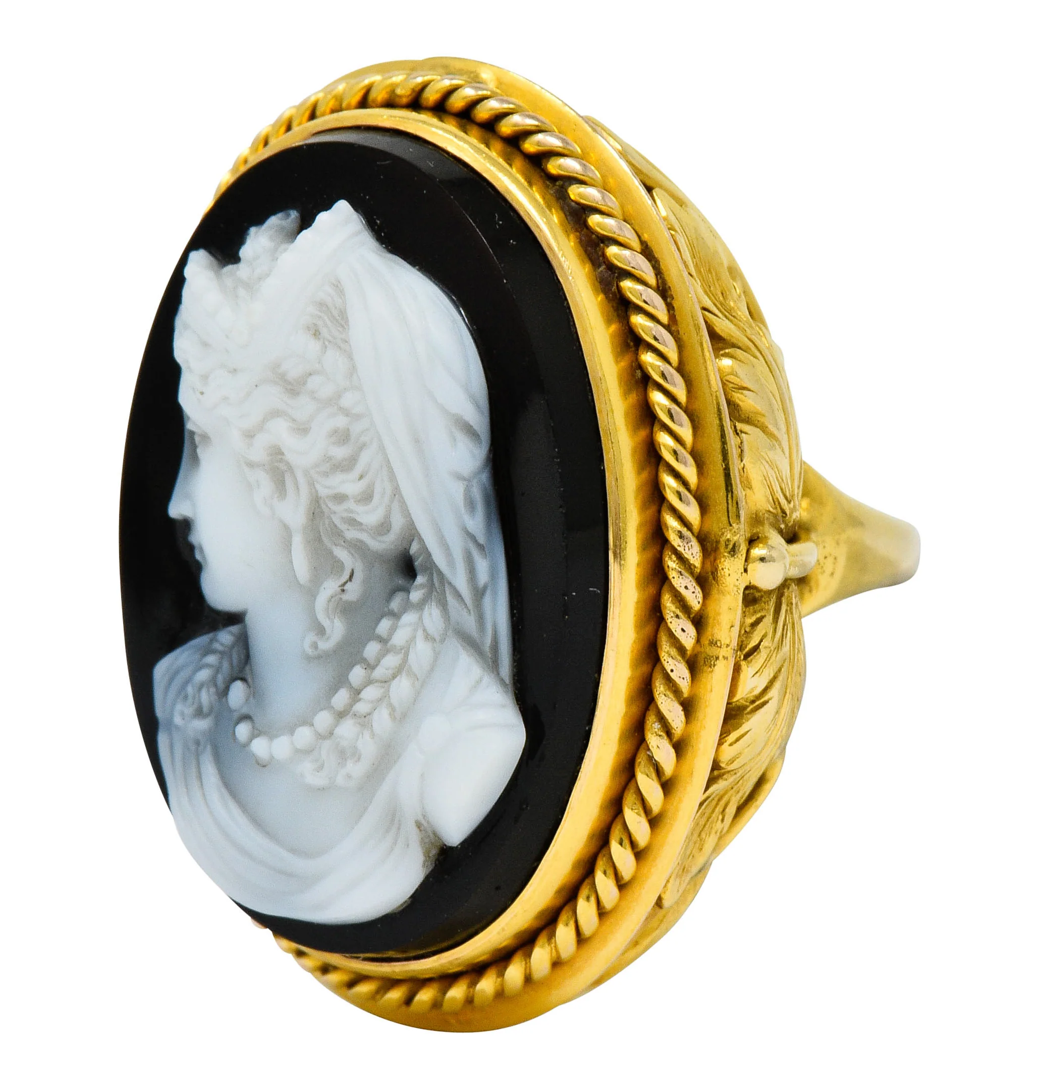 Vintage Hardstone 14 Karat Gold Ornate Cameo Ring Circa 1900 - Image 6