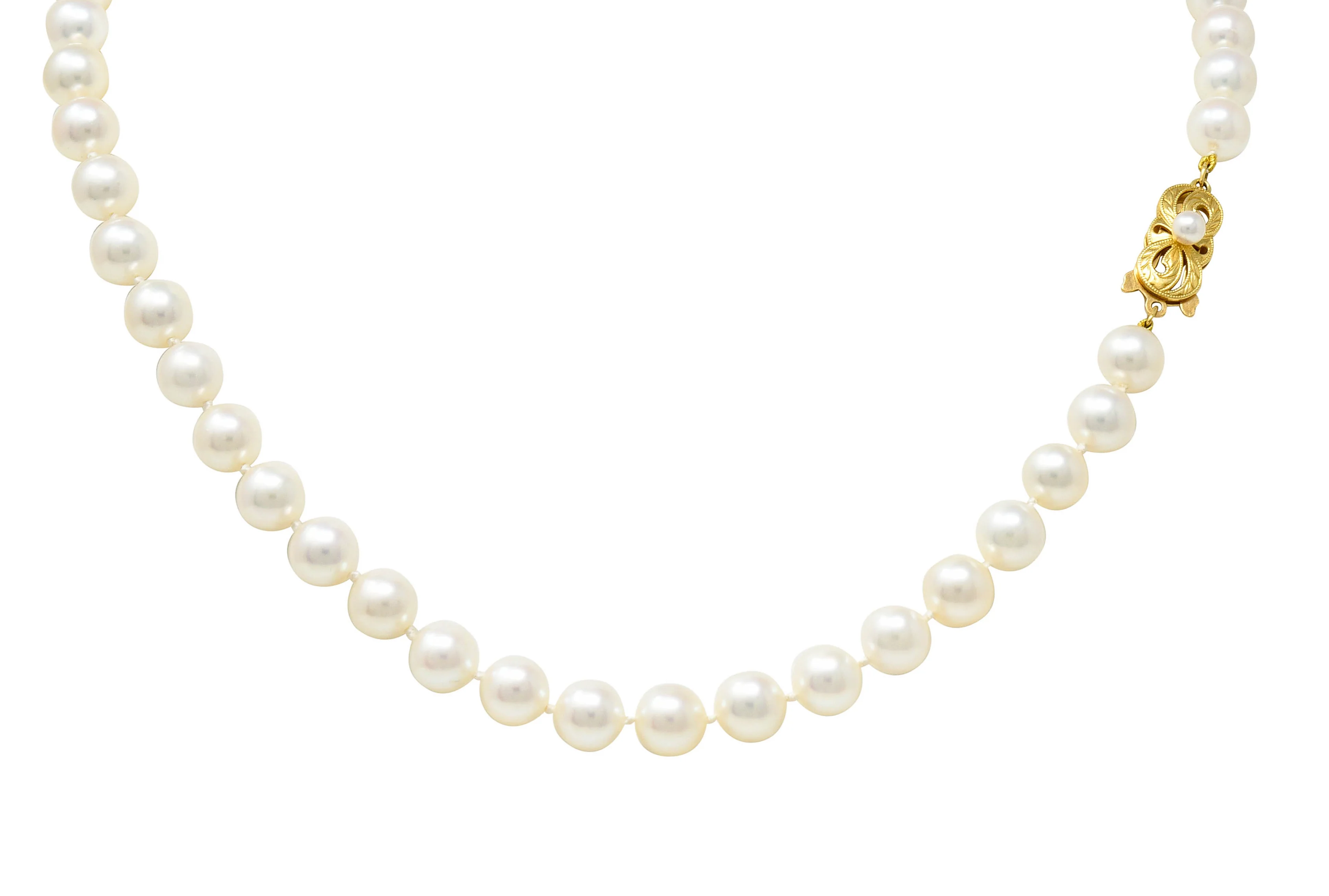 Vintage Mikimoto Cultured Pearl 18 Karat Gold Strand Necklace - Image 4