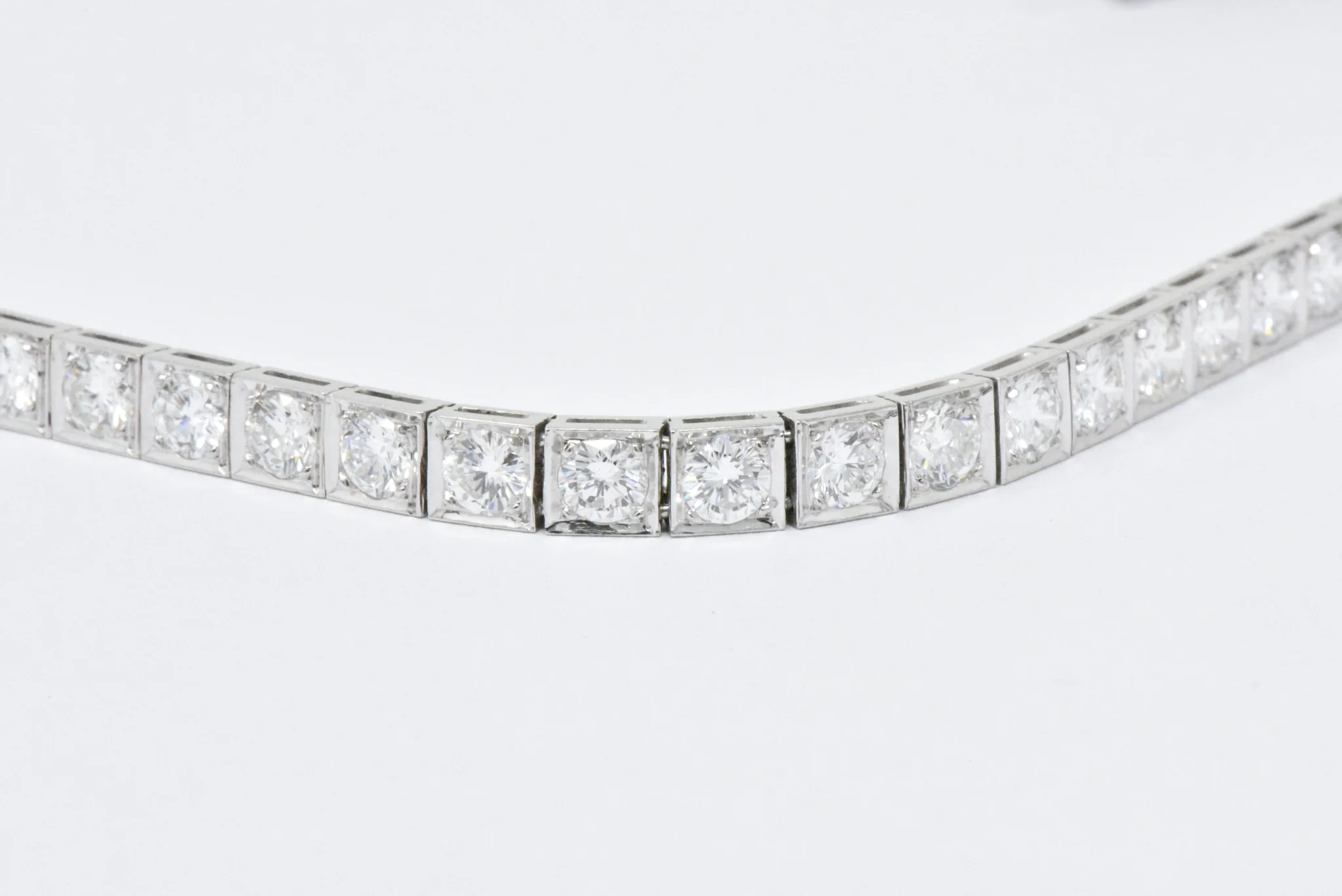 Waslikoff 7.20 Carat Diamond & Platinum Line Tennis Bracelet - Image 5