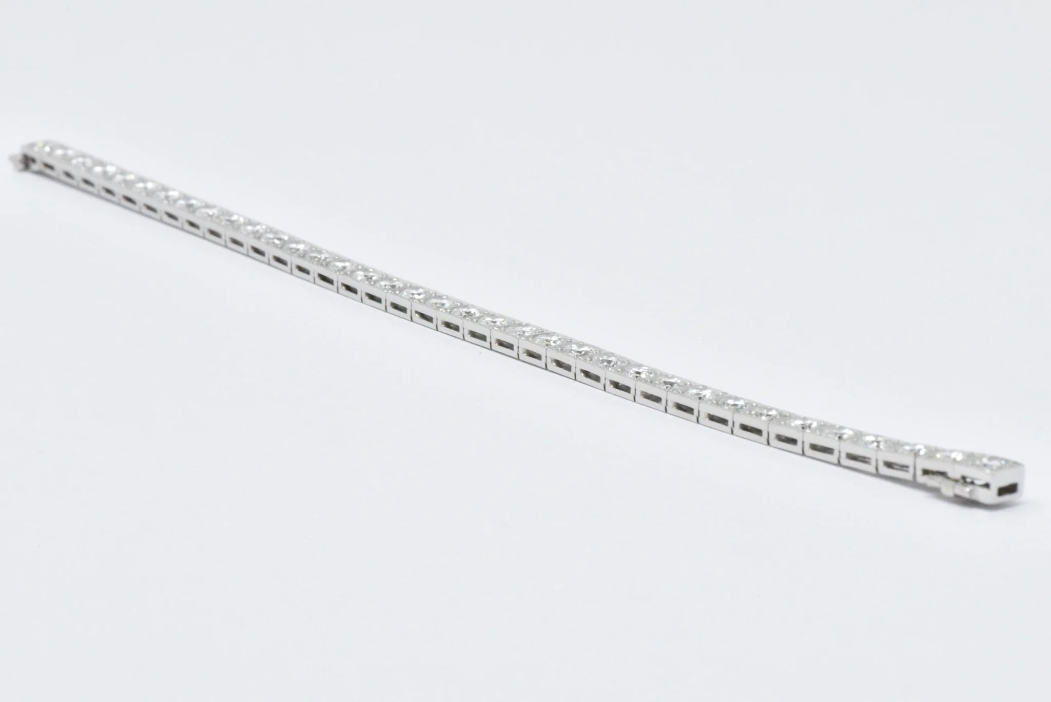 Waslikoff 7.20 Carat Diamond & Platinum Line Tennis Bracelet - Image 7