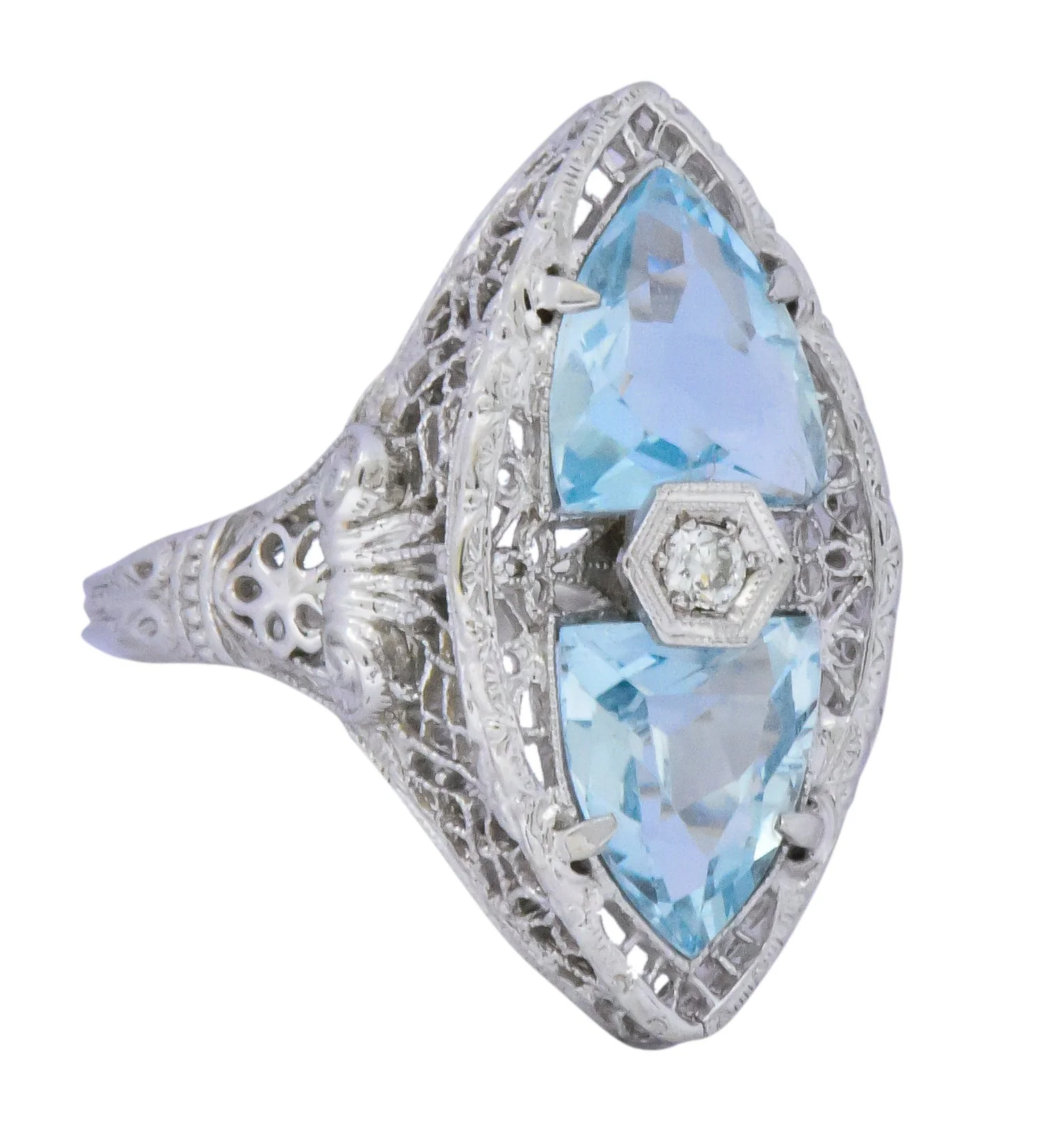 White & Co. Edwardian 4.05 CTW Aquamarine Diamond 14 Karat White Gold Ring - Image 4