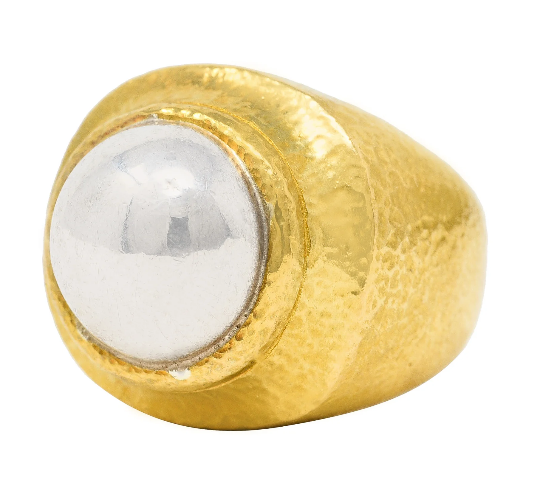 Zolatas 1980's Platinum 22 Karat Yellow Gold Hammered Dome Vintage Ring - Image 7